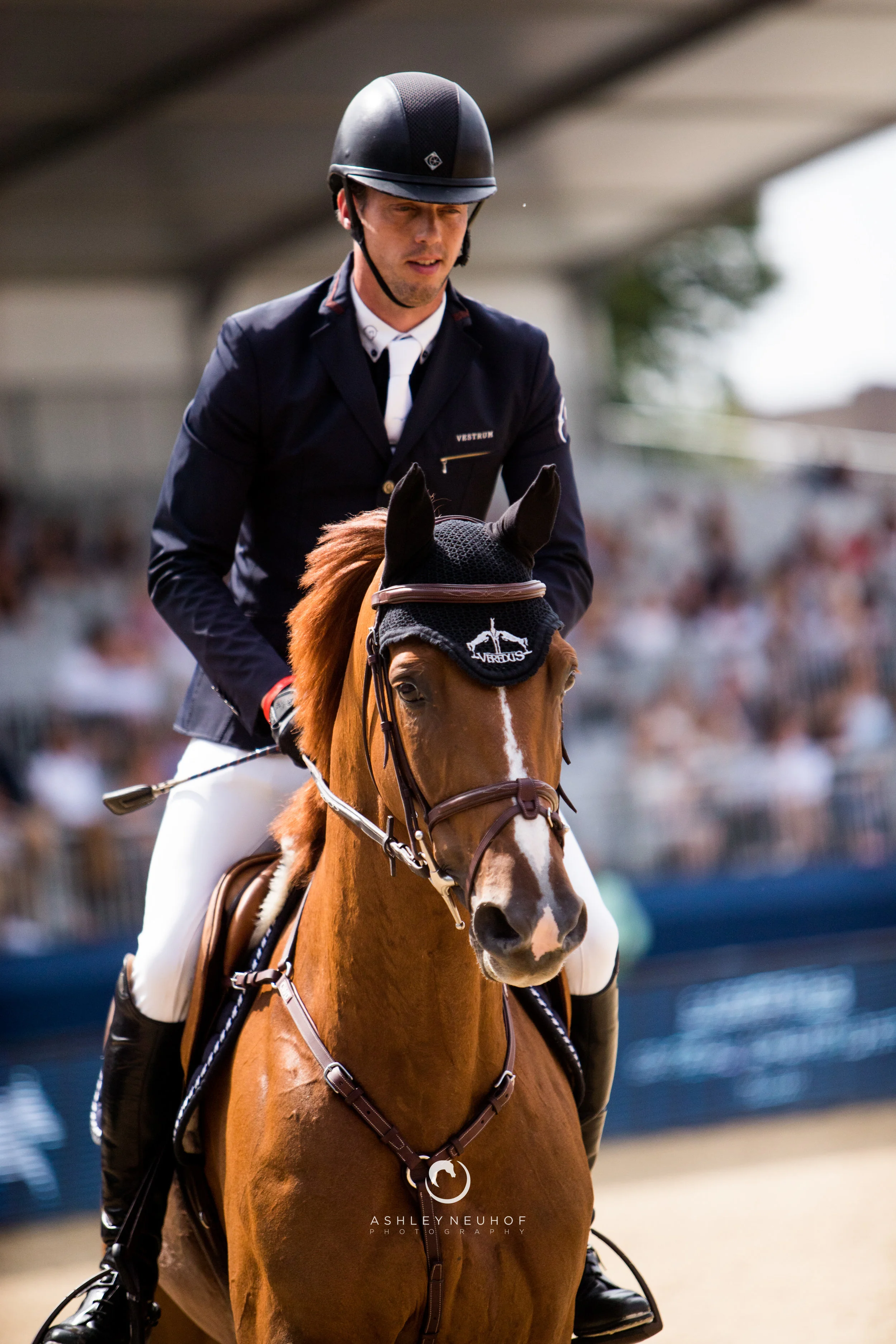 Harrie Smolders and Hocus Pocus de Muze at Longines Global Champions Tour of London 2019. Photo by Ashley Neuhof Photography.