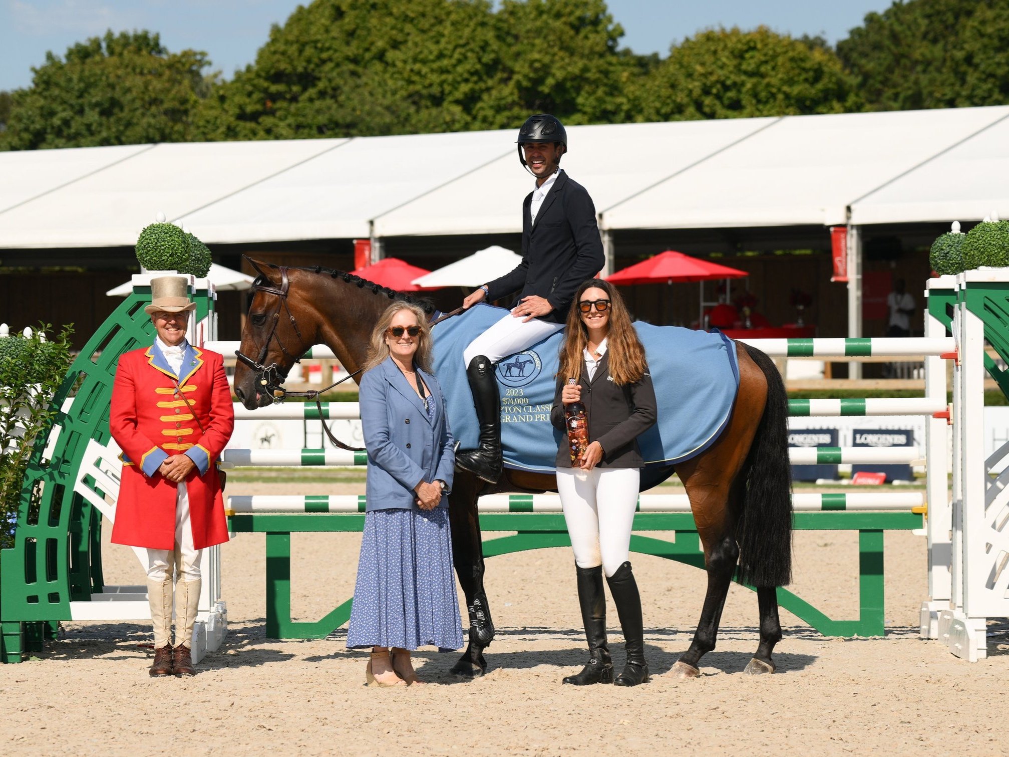  Nayel Nassar and El Conde winning the CSI2* Grand Prix and the Hampton Classic. 