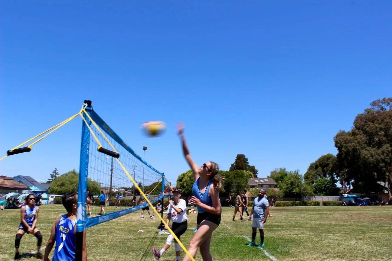 Hot take butttt grass > sand > indoor 🏐🌱