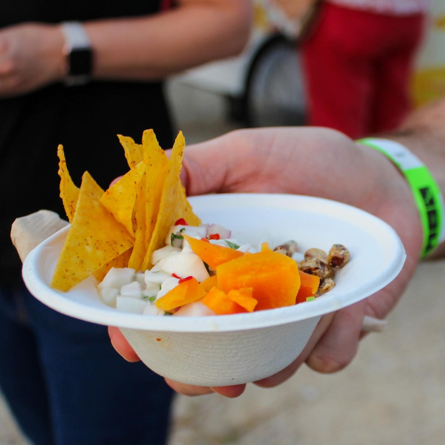 Another delicious year @tasteofcayman! 🍽️🌮🍹🤤

The Taste of Cayman Food and Drink Festival is always one of our favorite annual events, and this year there was even the added bonus of a side of @blackeyedpeas! 

So many tasty food vendors, and ple