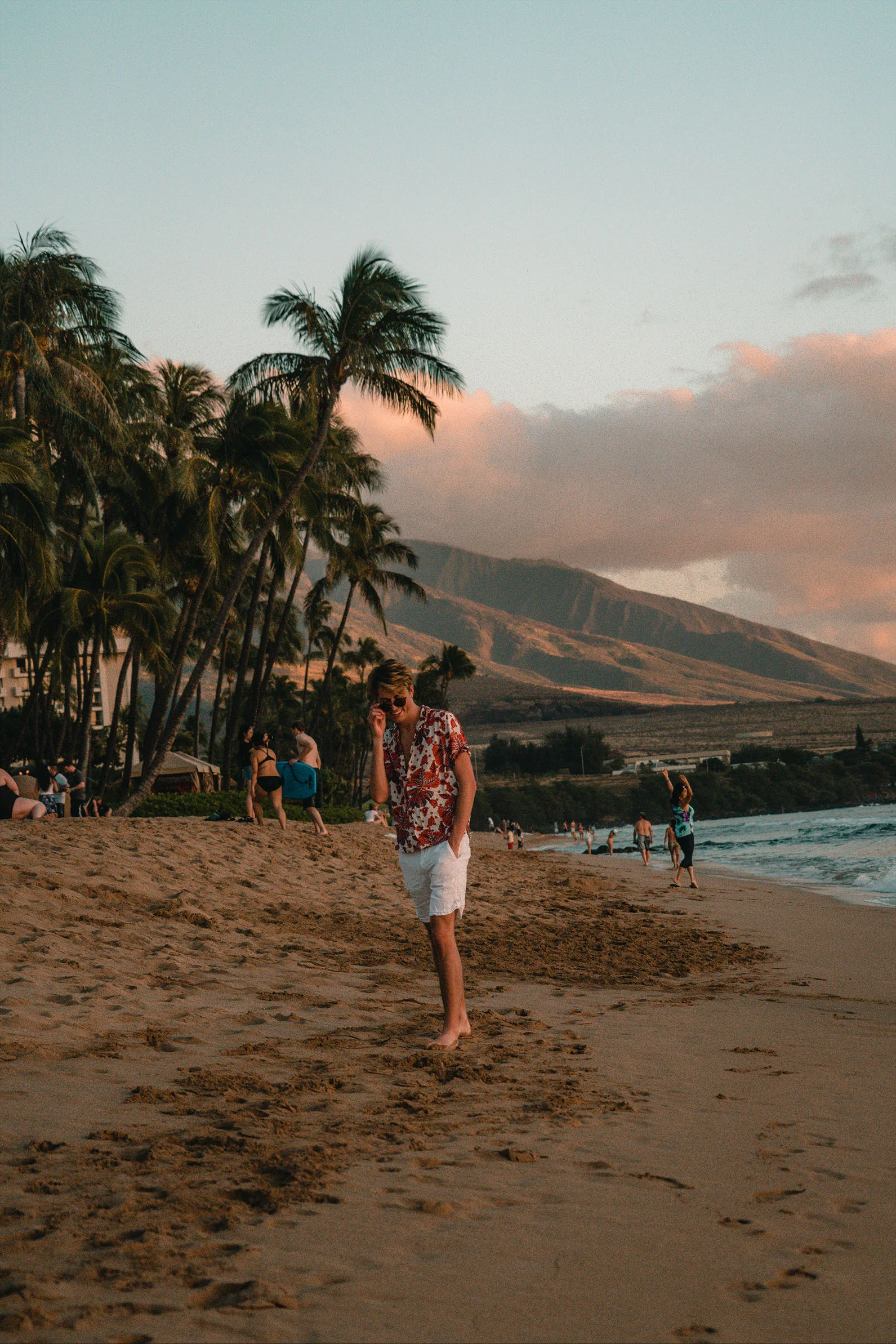 goldenmauipost.jpg