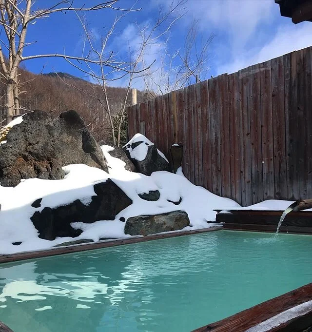 アクティブ派？それともまったり派？あなたなりの乗鞍時間過ごしてみませんか？
@norikurakogen 
#乗鞍時間#雪見風呂 #明日への活力