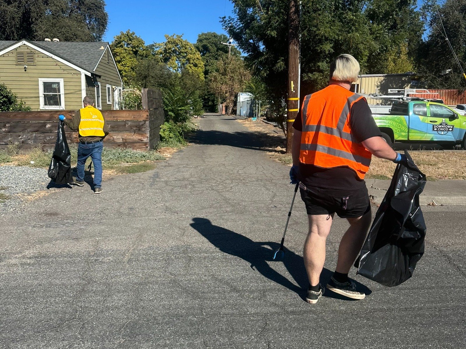 03_alley_cleanup.jpg