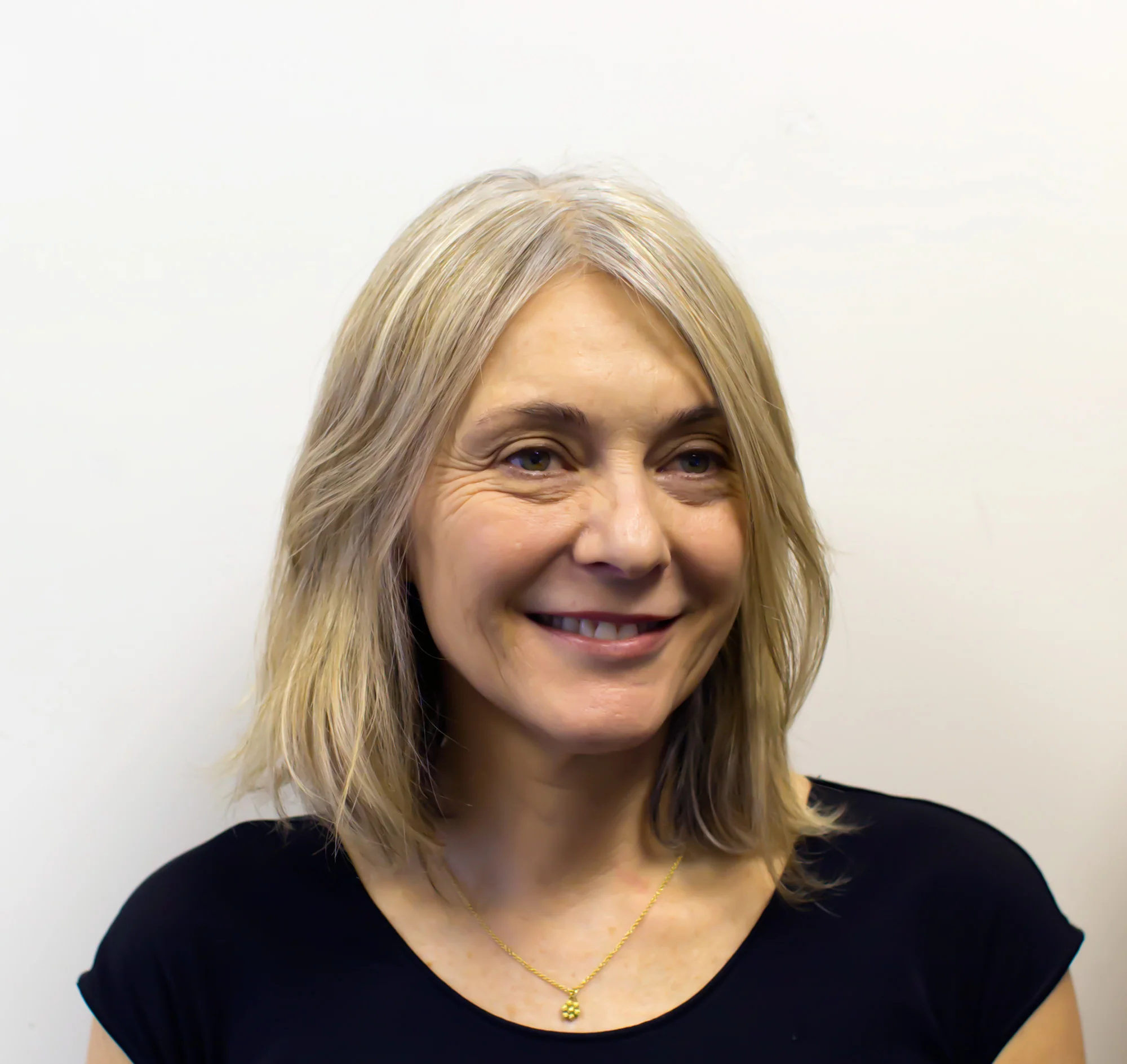 Deborah Munk is the manager of the Artist in Residence Program at Recology. She was instrumental in bringing the GLEAN program to Portland in 2010.