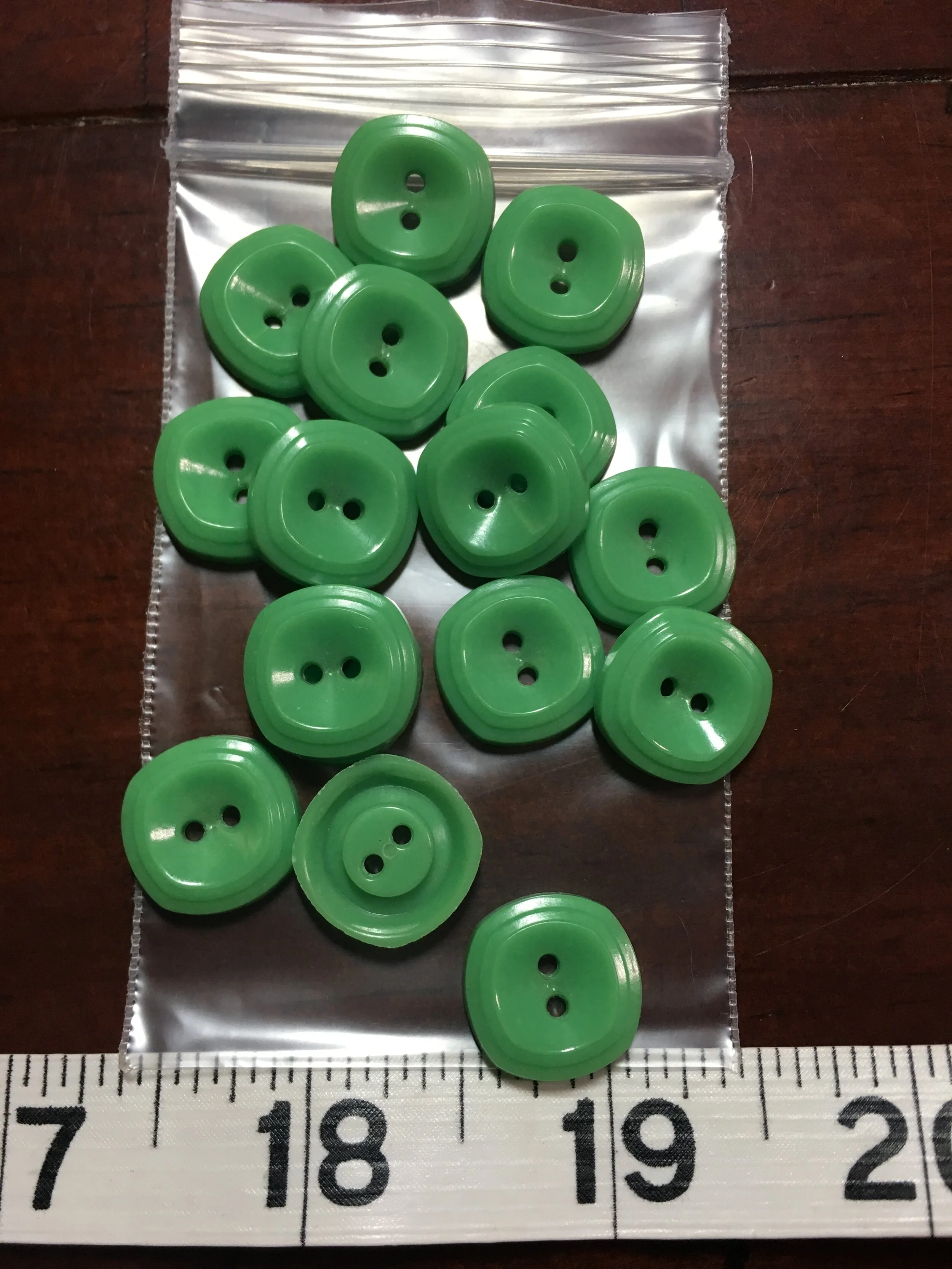 Green Buttons-16