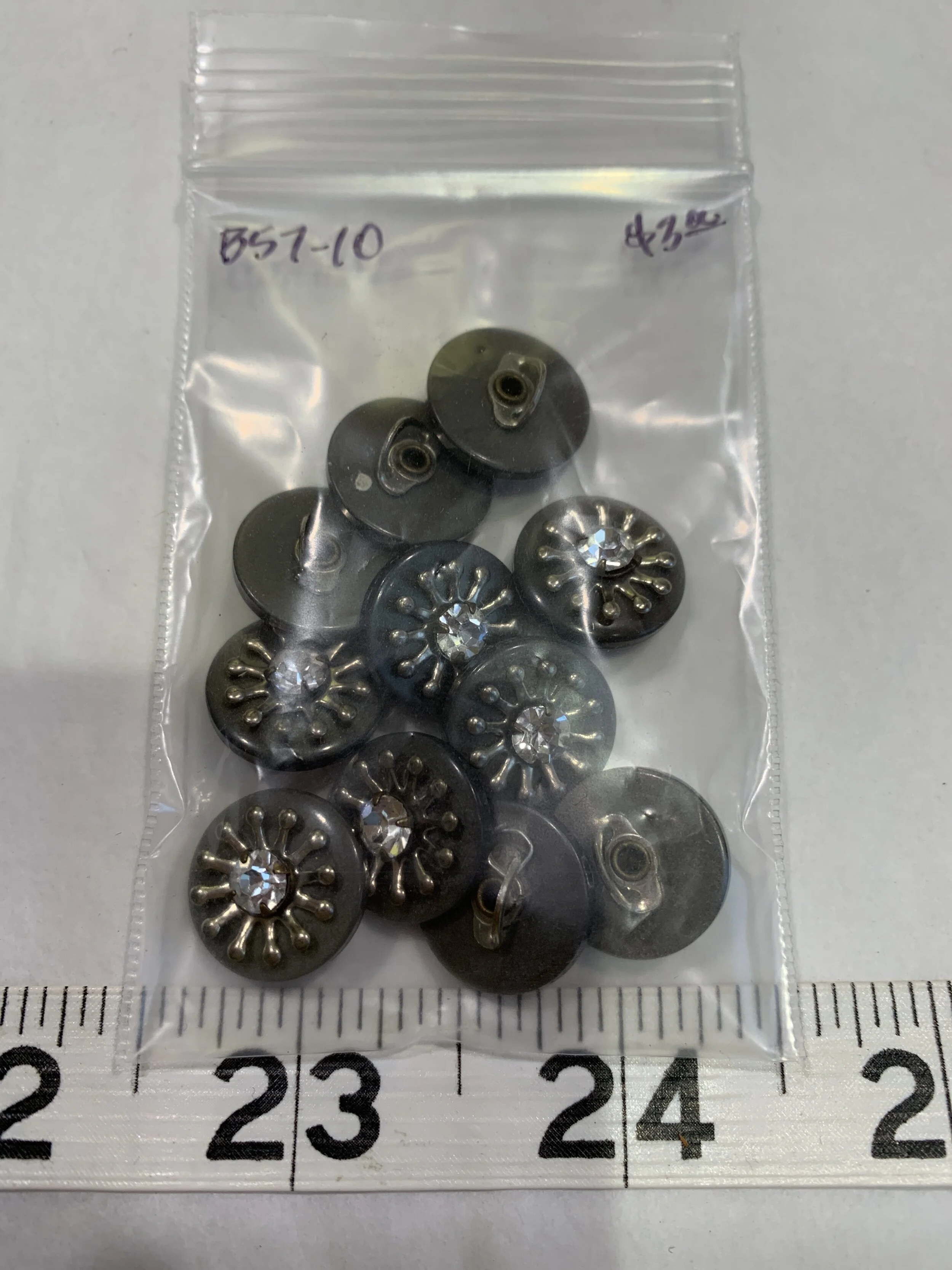 EC258465-B0D0-4107-A2B7-93B49F1E7172