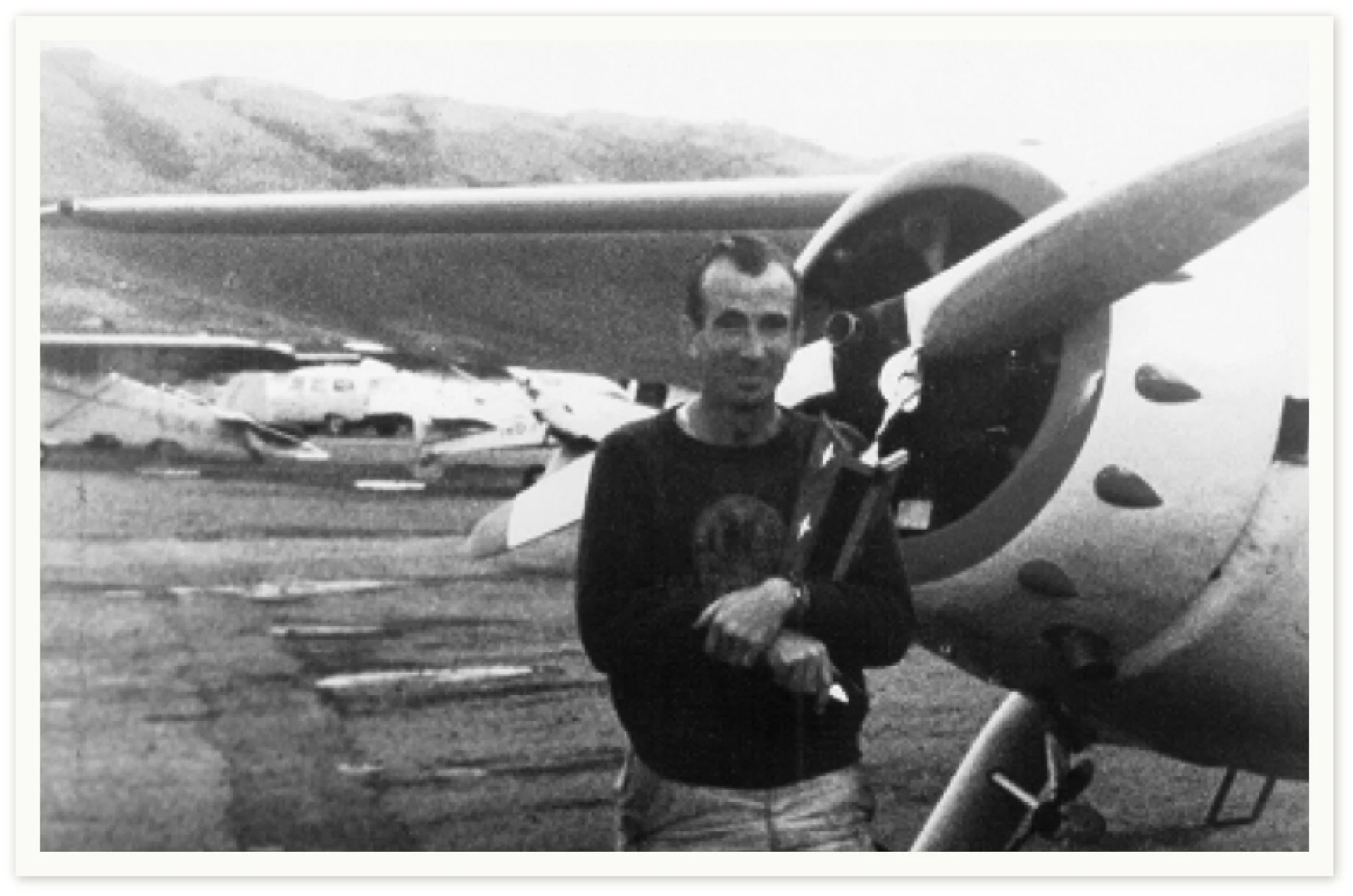 walter_b&w_border_web.jpg