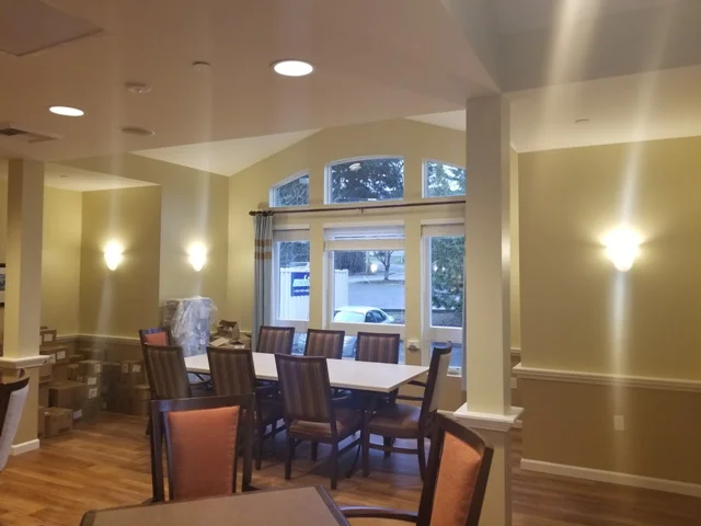 Conservatory dining room