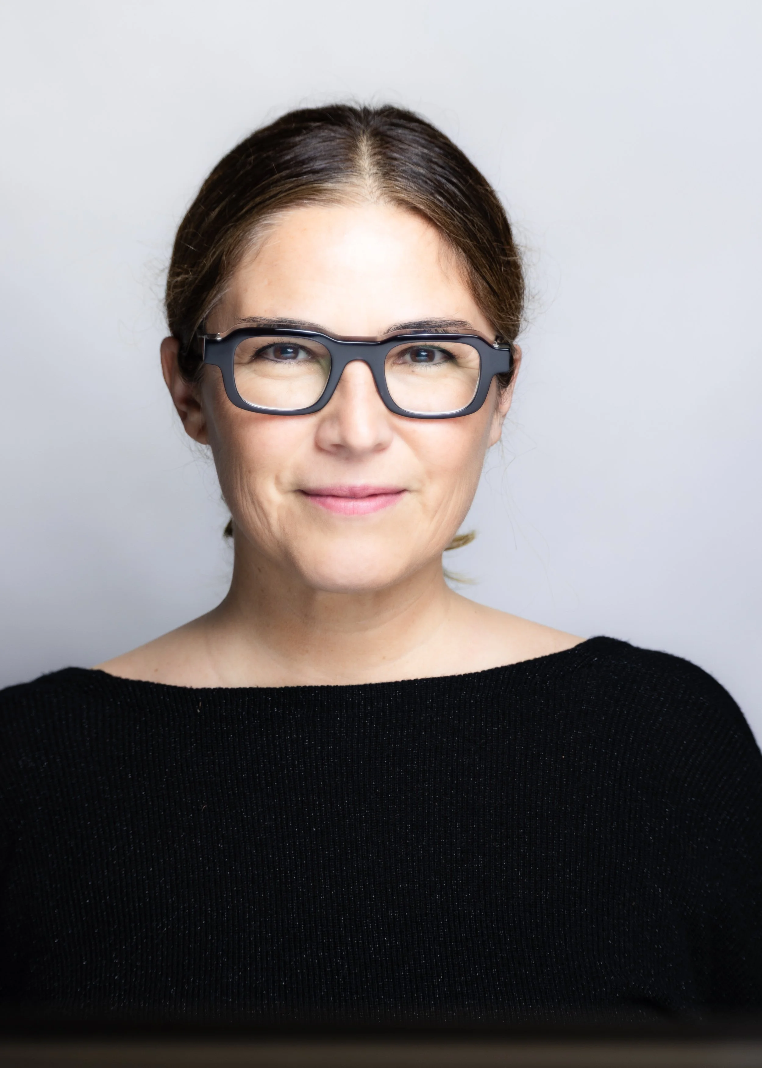 Liza Headshots - @annabel_osborne_photography 26 June 2026-0931.jpg
