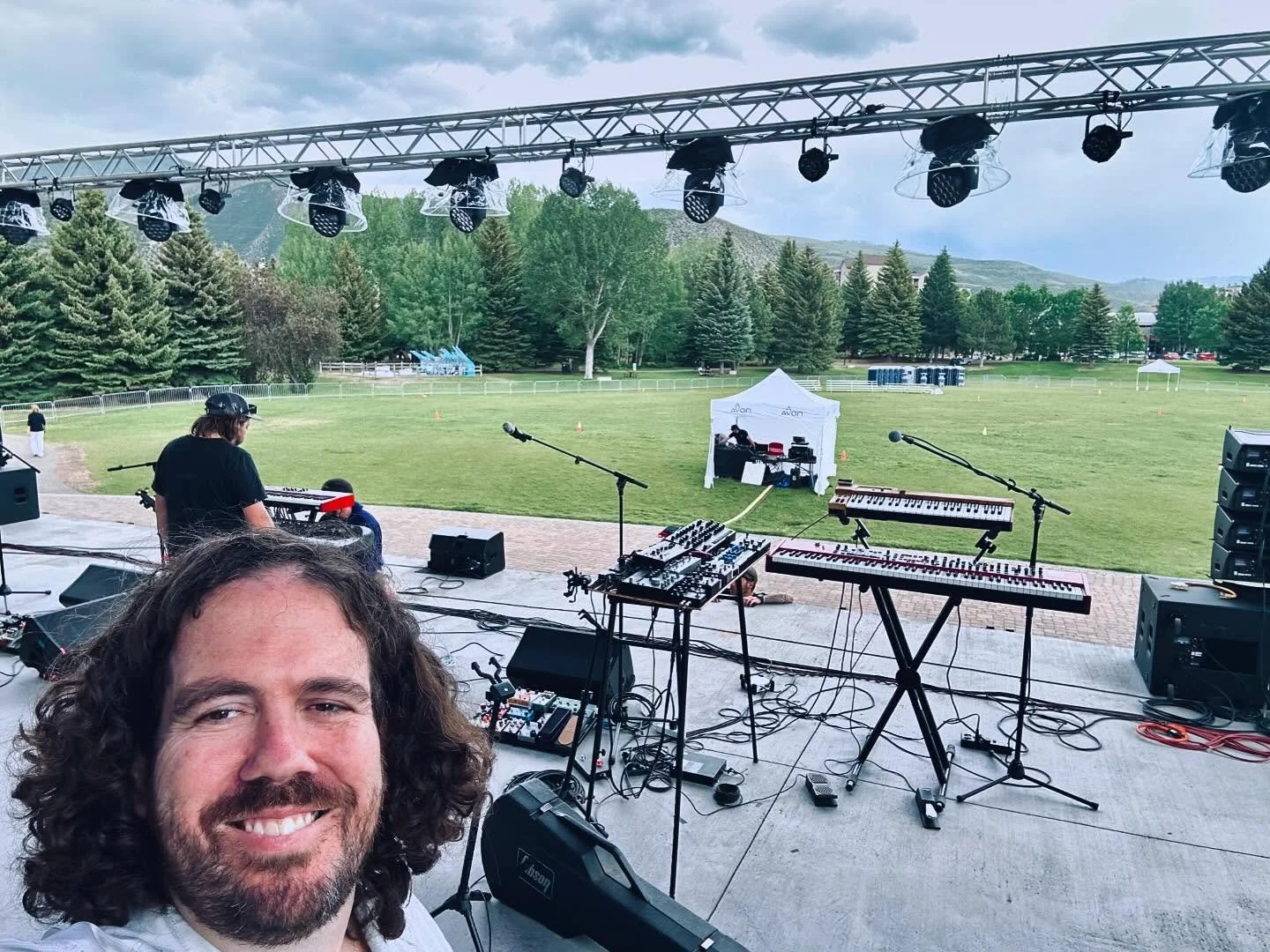 Hitting tonight in Avon with @jubilingoband!  We start at 6pm!