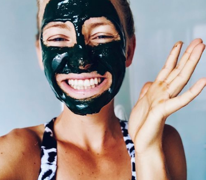 Wearing your smoothie (3 DIY face masks).