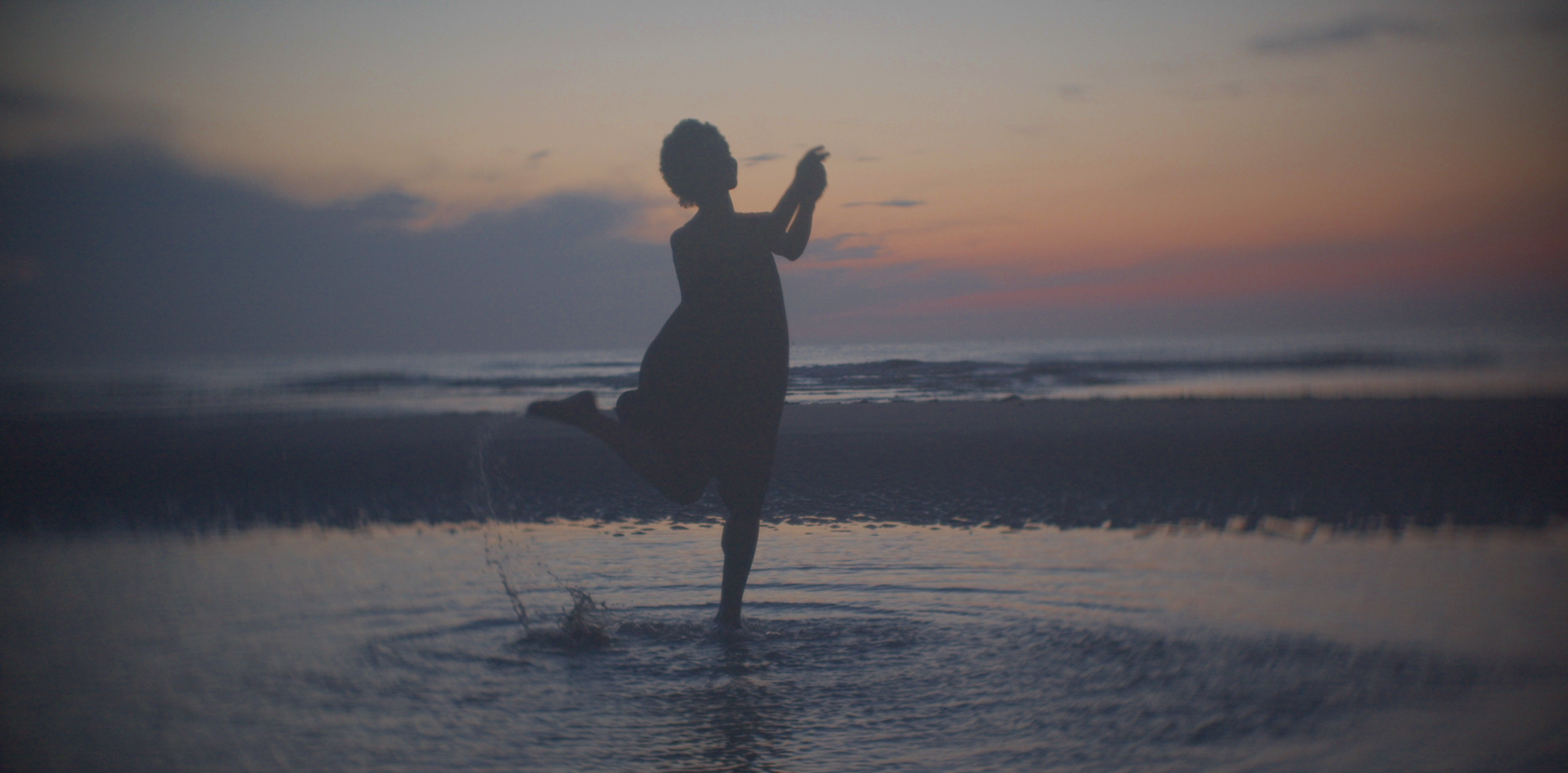 MAYA SOLO JOUR 3 Nico card 02_4K.01_08_52_04.Still002.png