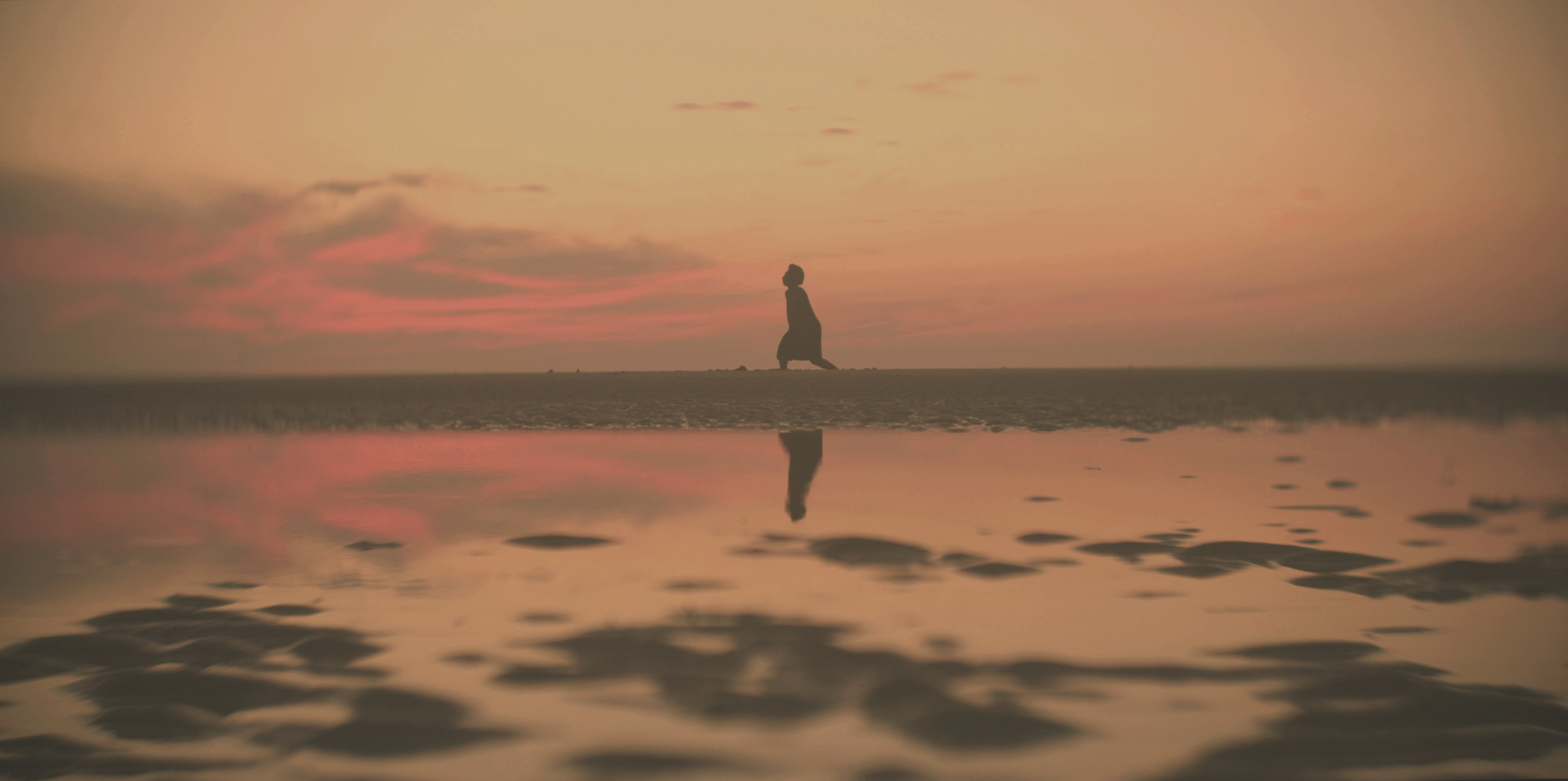 MAYA SOLO JOUR 3 Nico card 02_4K.00_45_35_04.Still001.png