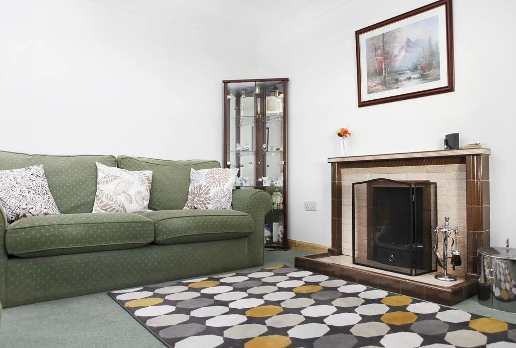 Living Room.jpg