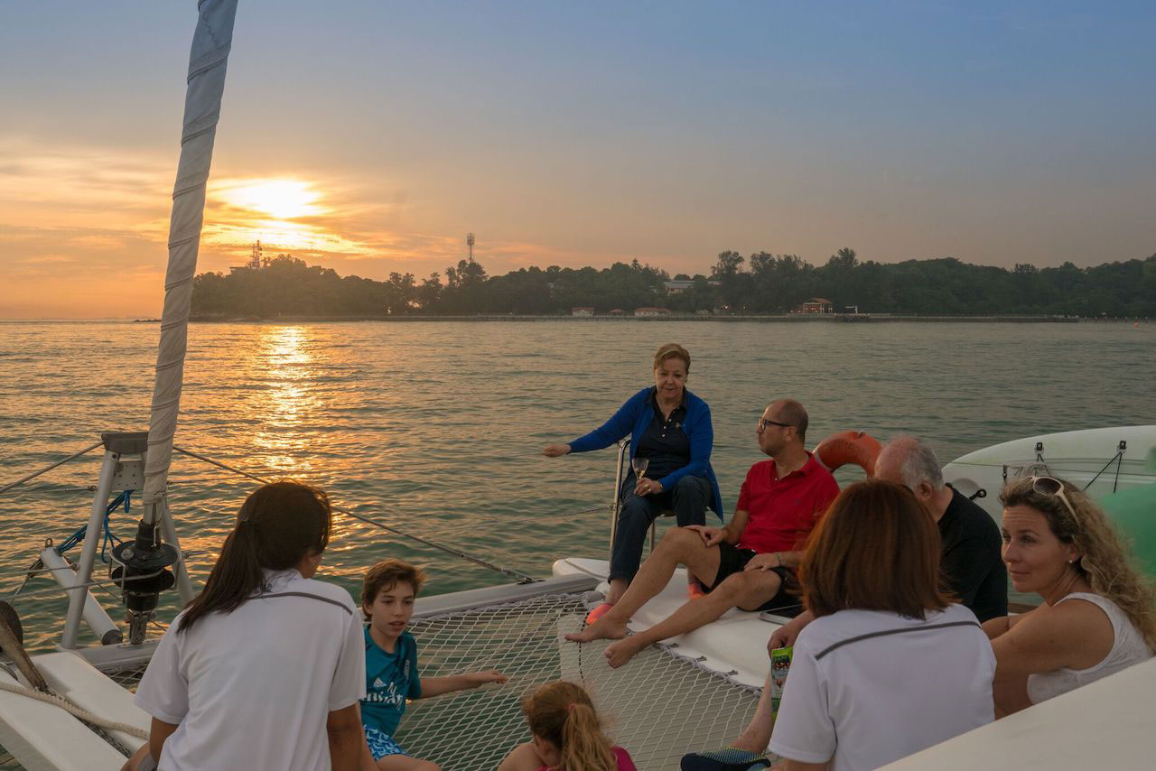 hello-singapore-sunset-river-cruise-11.jpg