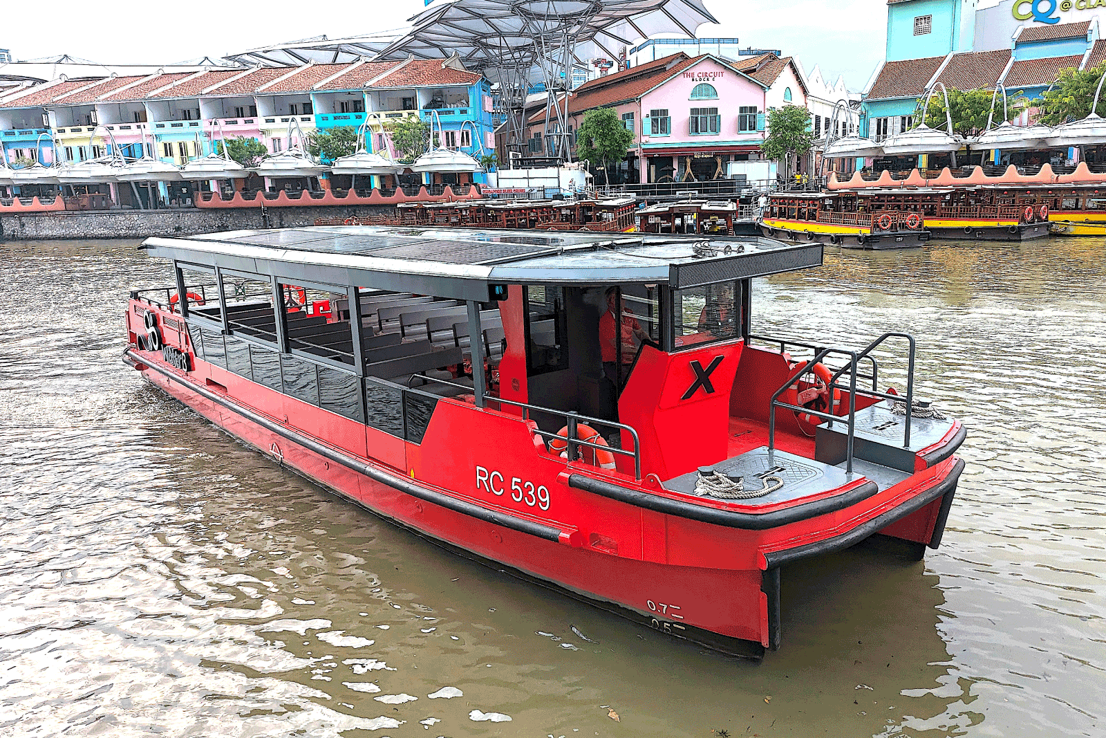 bumboat-singapore-river-cruise-privat-walking-tour.jpg