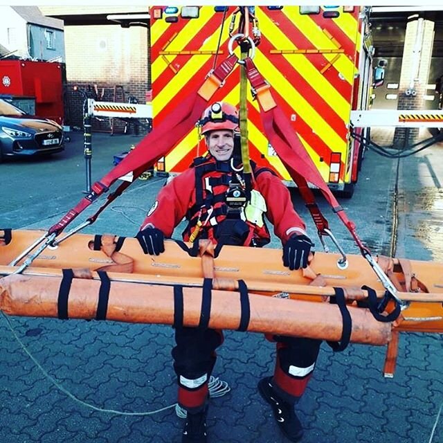 WildMed instructor @pedro2468 playing with some new river rescue toys @dubfirebrigade
