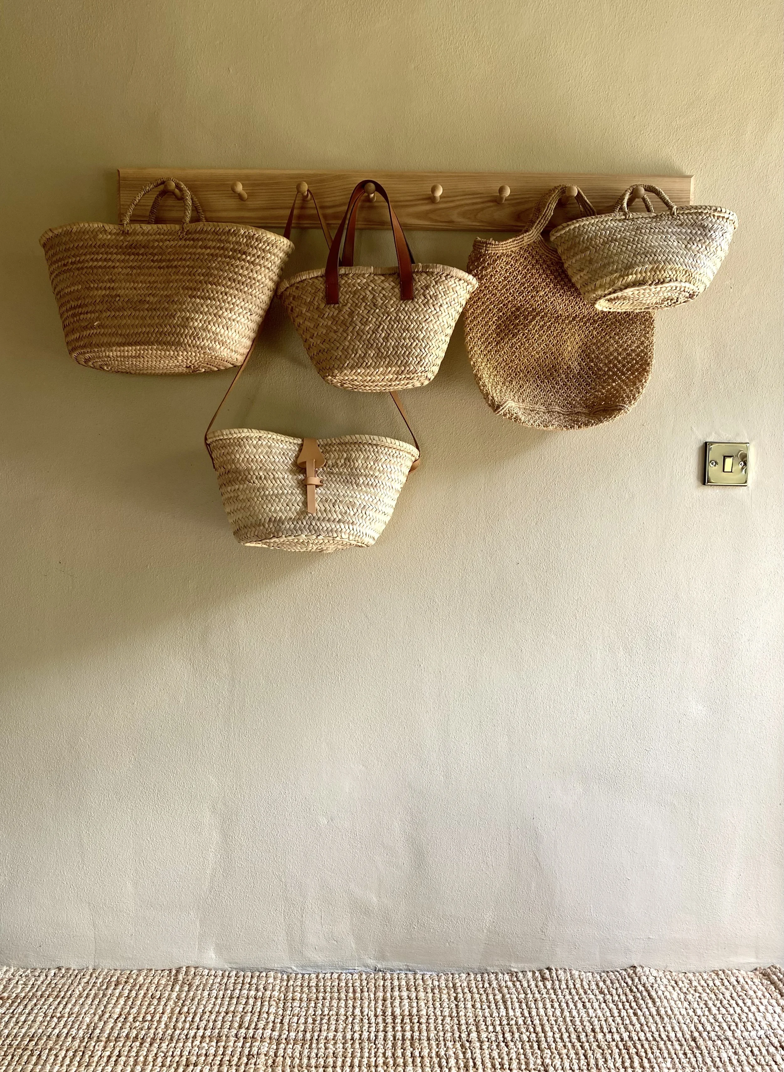 PEG RAIL  |  STYLE 1