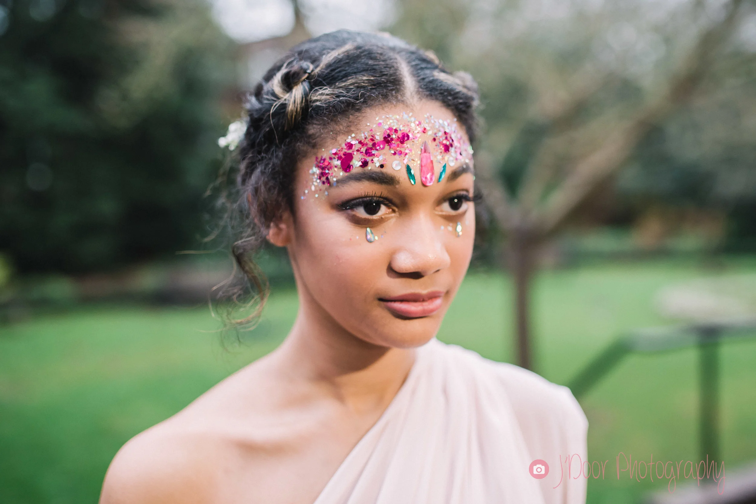 Makeup by Mel Miller and Glitter by Toni at Glamavan