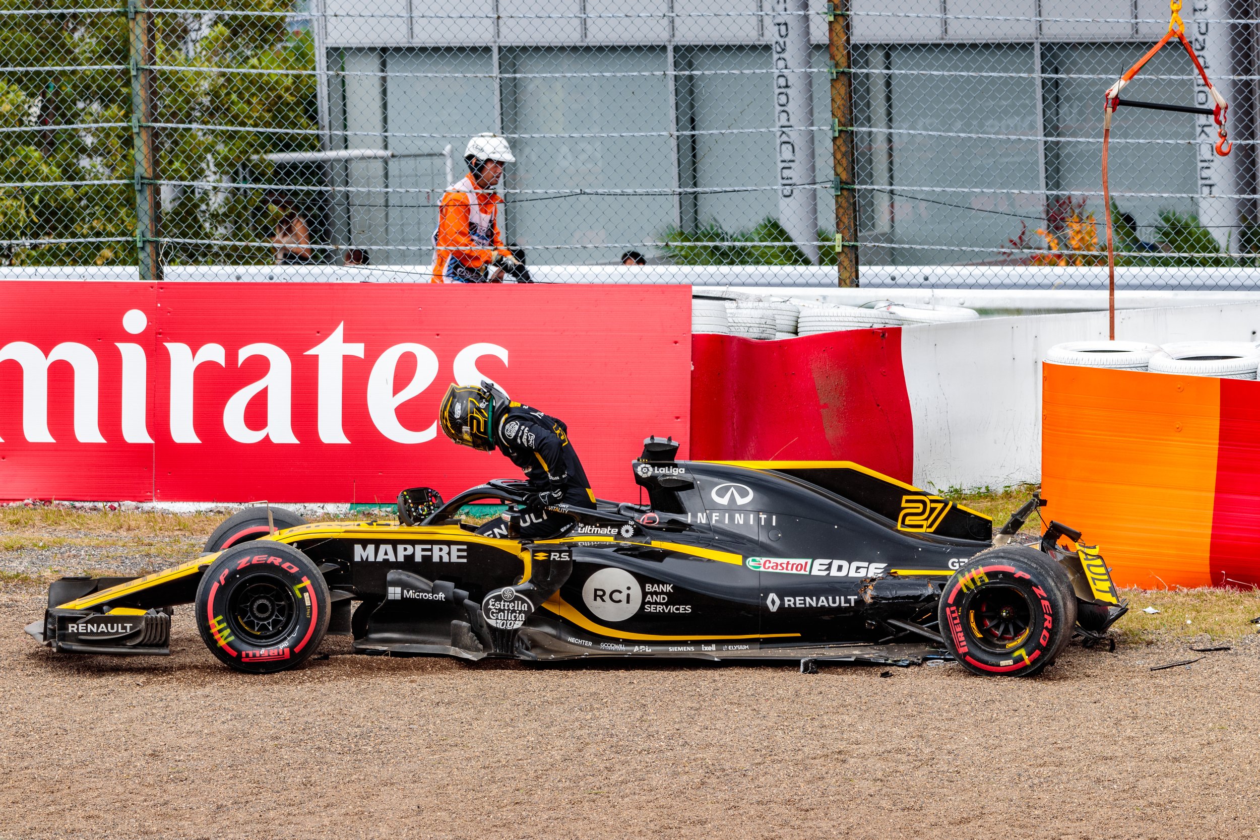 Nico Hulkenberg crashes during the Japanese GP weekend in 2018