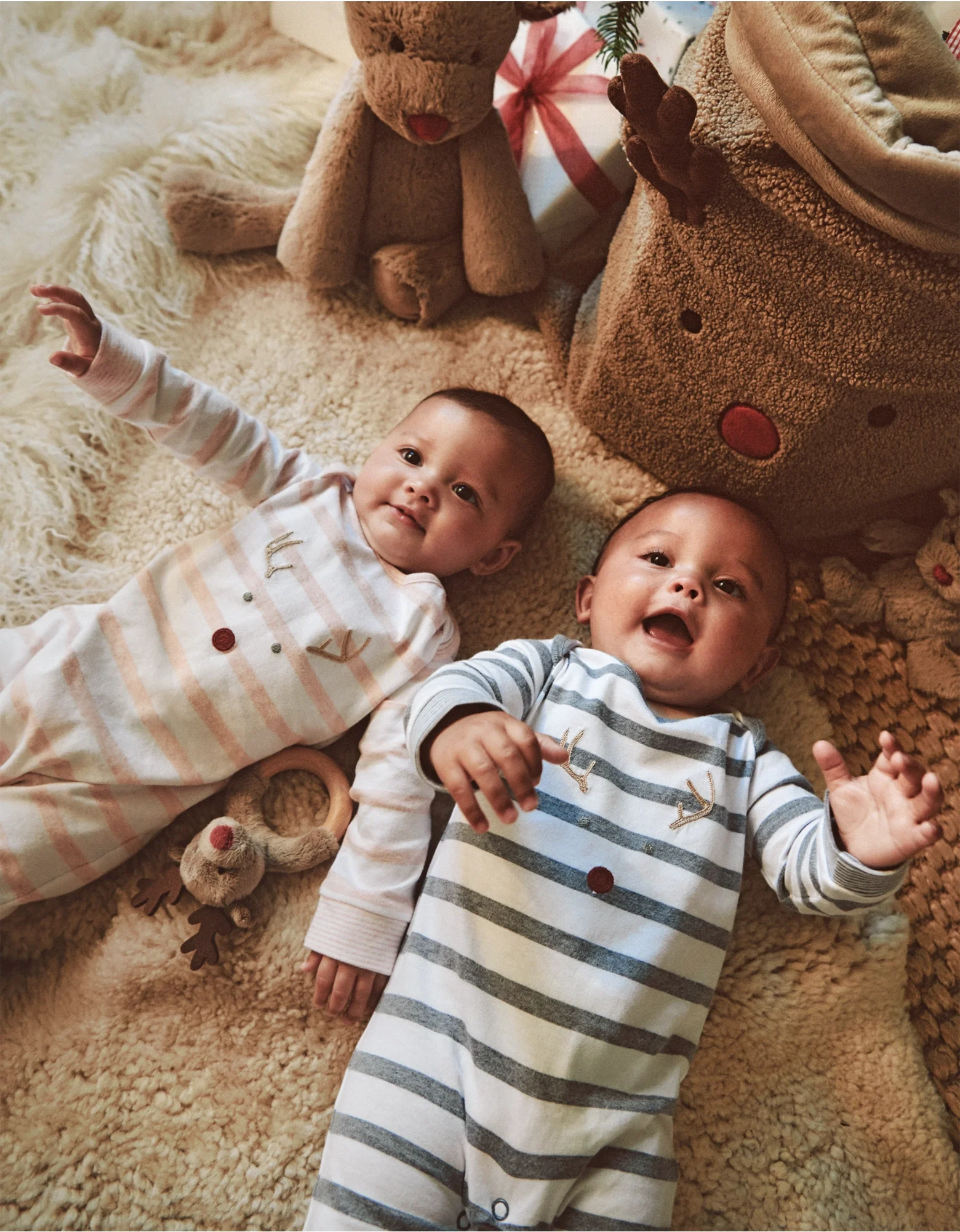 AYTON TWINS553_XS25_6_P_6.webp