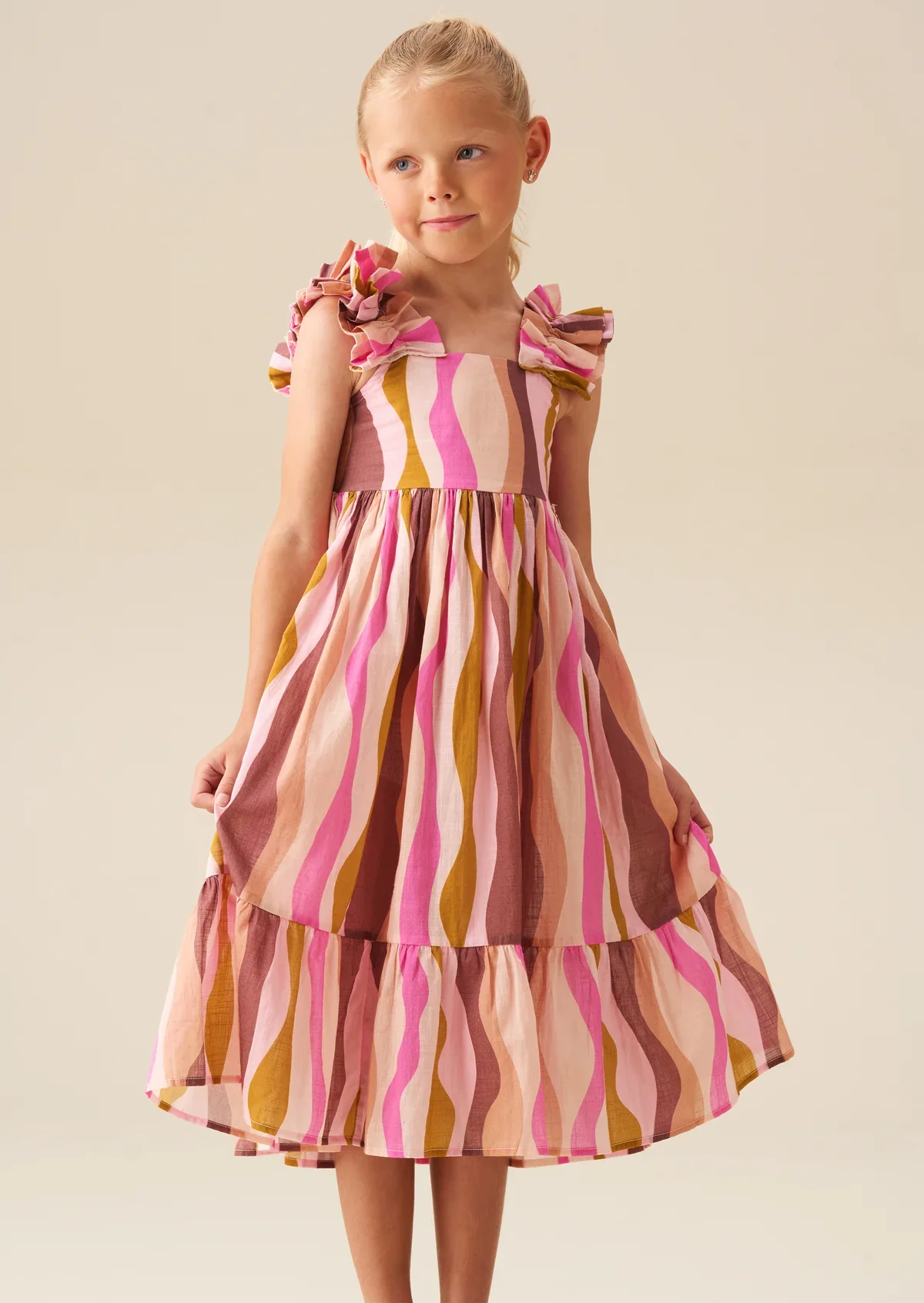 AVA RAE ANGEL AND ROCKET AR0481_4.webp