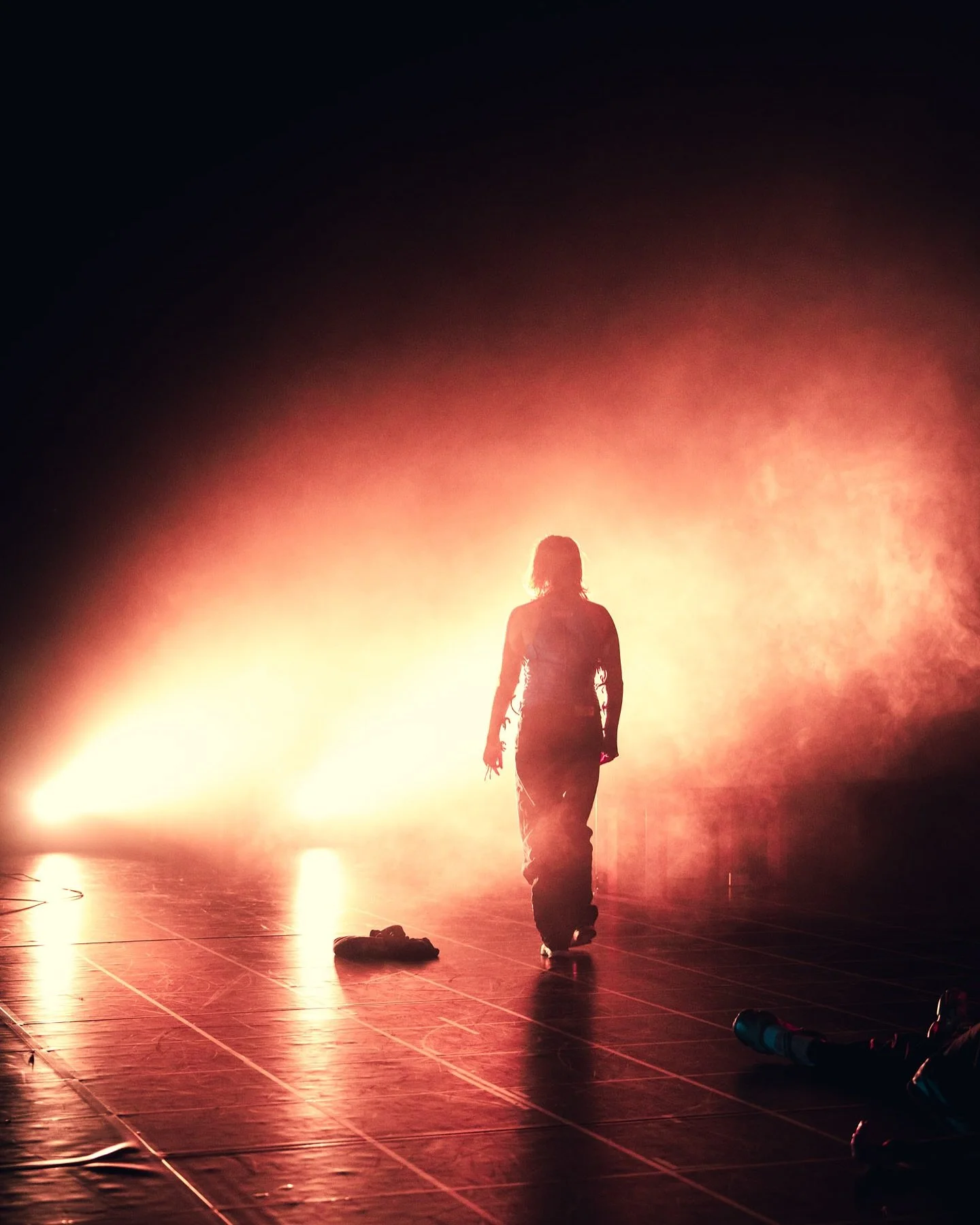 &laquo;&nbsp;I&rsquo;ll be there for you (for you)&nbsp;&raquo; 
Mise en sc&egrave;ne par @endouceee 

J&rsquo;ai eu cette magnifique opportunit&eacute; de rencontrer cette troupe au sein de la magnifique salle de @charleroidanse 📸 

Une performance