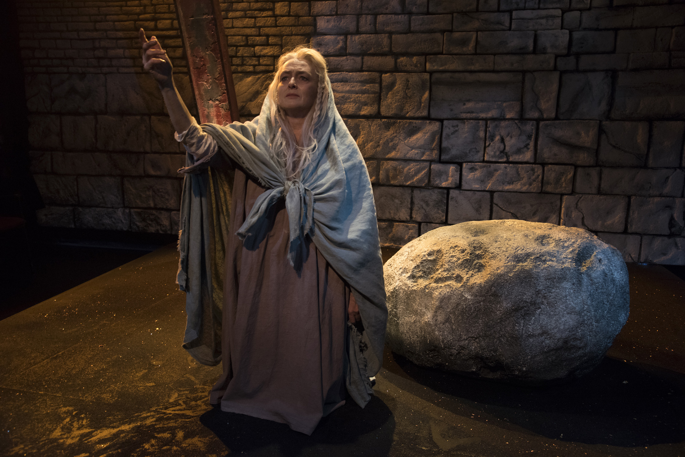   “The Testament of Mary” by Colm Toibin   New Repertory Theatre | Directed by Jim Petosa Lighting: Matthew Guminski | Costumes: Tyler Kinney Photo Credit: Andy Brilliant 