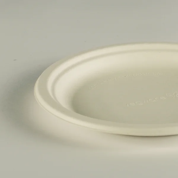 Plato redondo blanco de bagazo 7in (17,5cm).