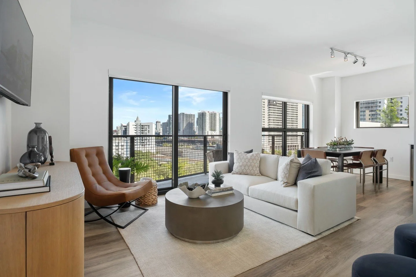 #SaturdaySpotlight  Step inside the model residence at Atlantic Square in Downtown Miami&mdash;where modern design, warm textures, and skyline views come together to define elevated urban living.

#interior #interiordesign #design #interiorstyle #dec