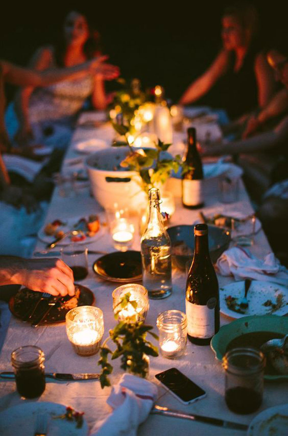 candlelight-party-tablescape.jpg
