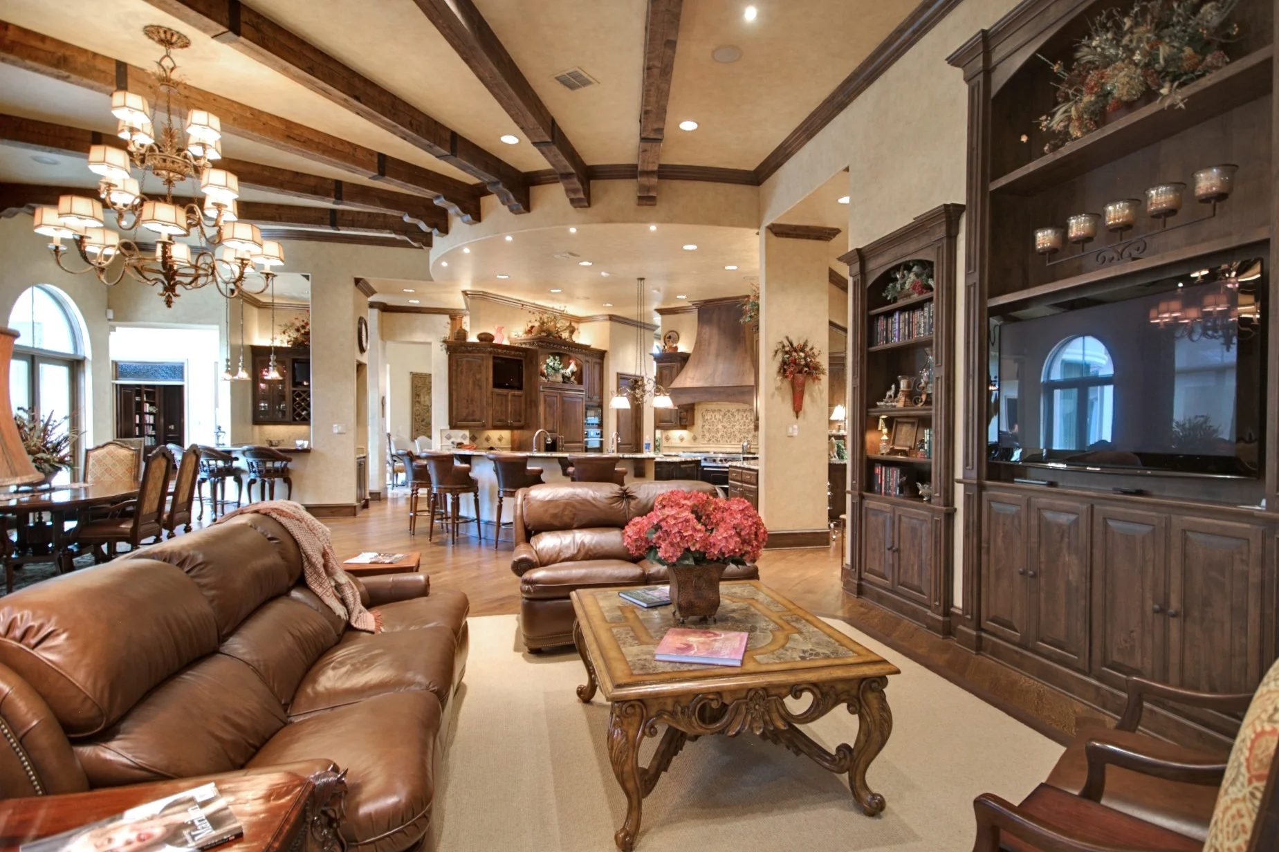 living 3 Mansfield house.JPG