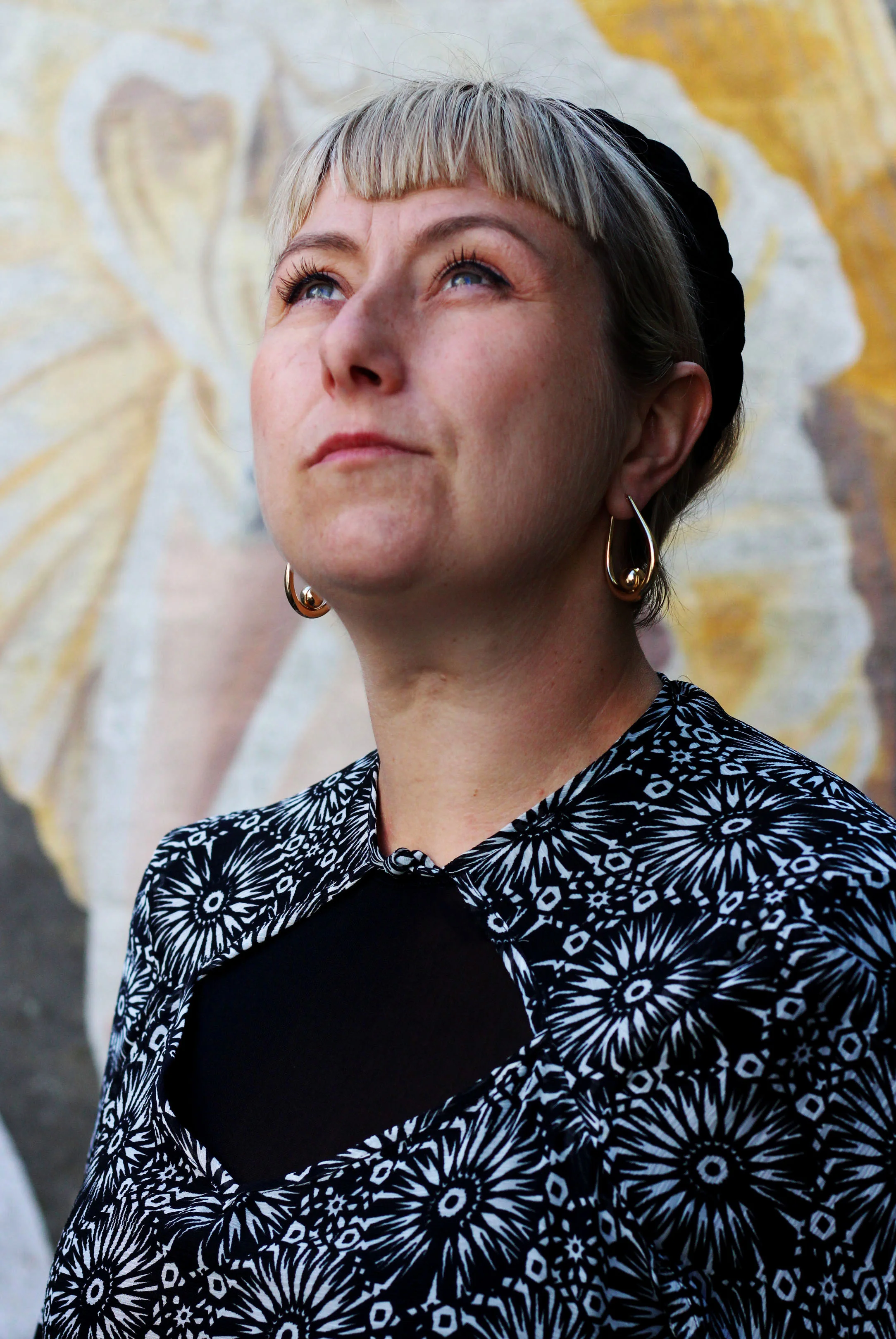 Sådan bruger du dine sommerkjoler ind i efteråret