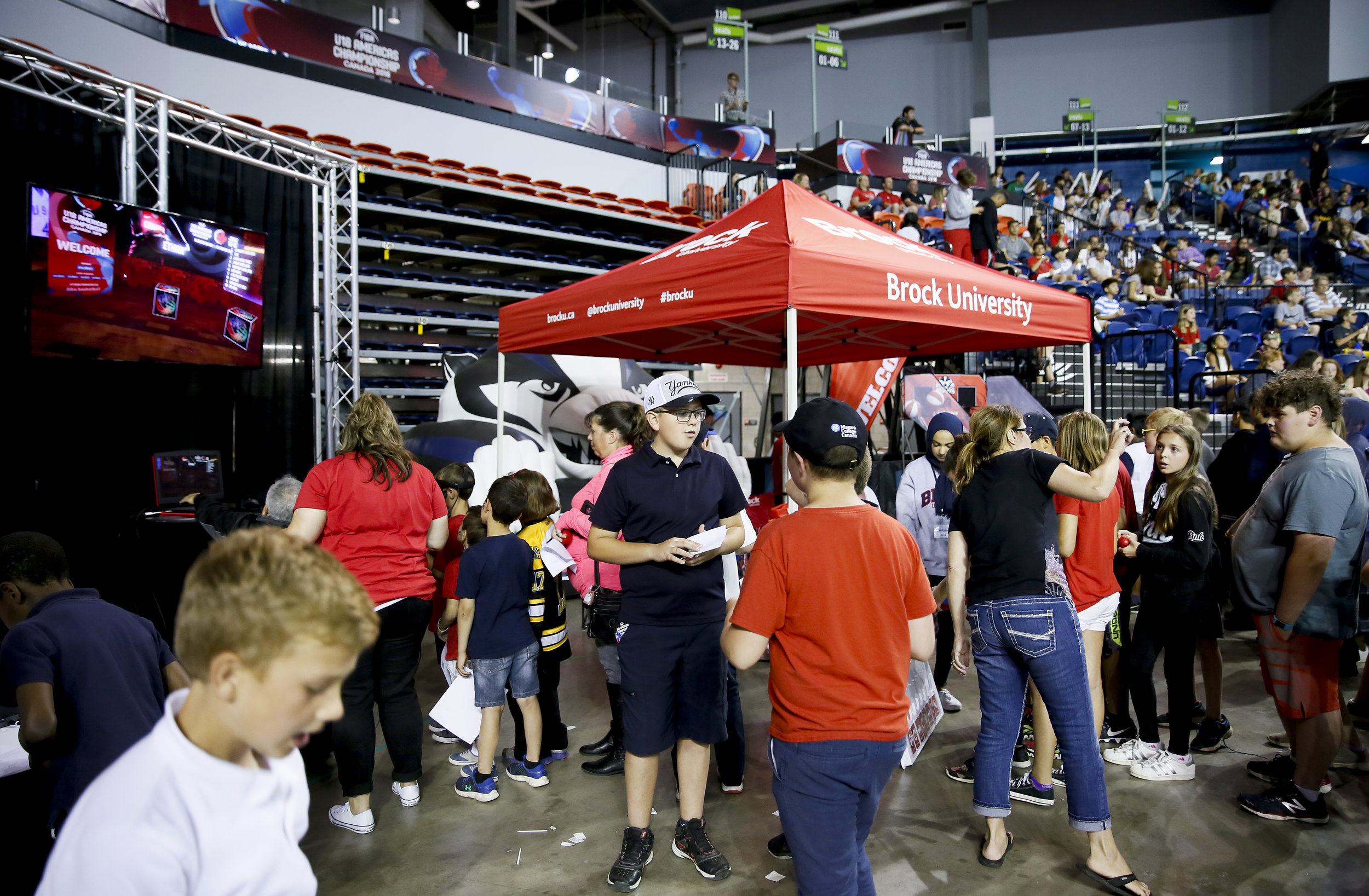 VR Experience U18 Canada 04.jpg
