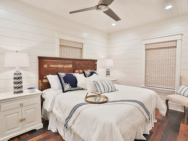 #santarosabeach #homeadore #interiordesign #livingroom #house #home #architecture #contemporary #design #instahome #instadesign #interiors #homedecoration #furniture #dreamhome #homedesign #lifestyle #details #beachhouse #shutters #englishcottage #ho