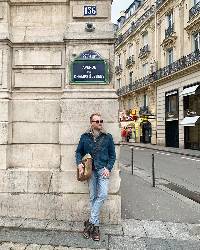 Bon Matin, Darlings 🥰
* 
#paris #france #visiteparis #visitefrance  #frenchtravel #paristravel #parisdarlings #parisphotography #adventure #voyagevoyage #laventure #adventuretravel #photooftheday #wanderlust #wander #blogger #roamtheplanet #roam #tr