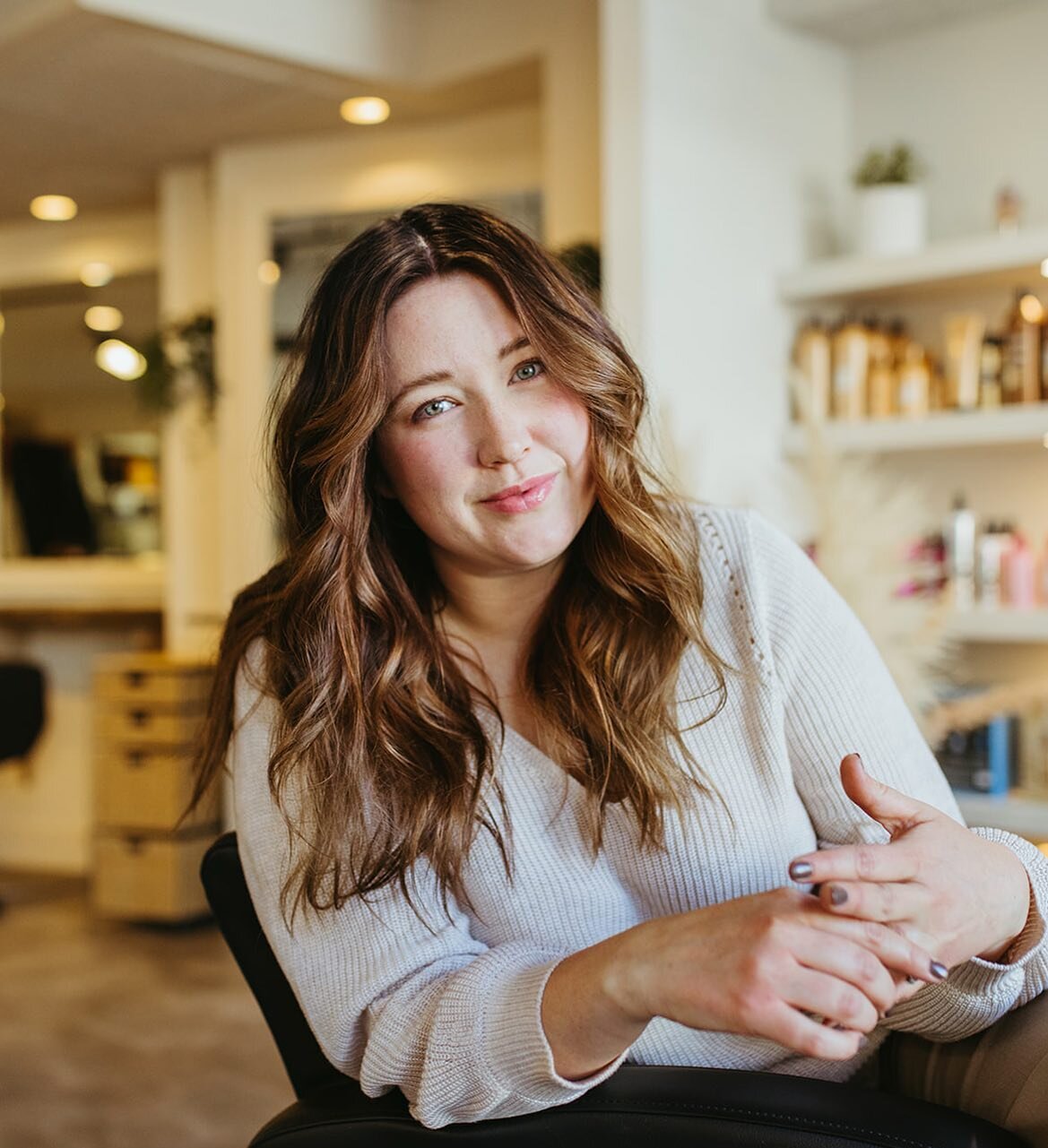 Shawna is passionate about sharing her knowledge and skillz of cosmetology with each client that invests part of their day with her. 

It is an honour for Shawna to customize your hair style and colour while showing you new methods of styling and the