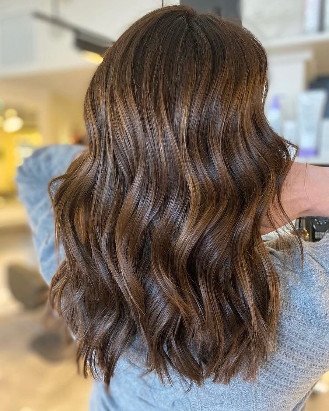 Meeting new clients and spending time creating your dream hair gets us so excited✨

Taking time to have a thorough consultation allows your stylist to:
- Learn about your hair history
- Your hair goals 
- Type of activities &amp; sports you partake i