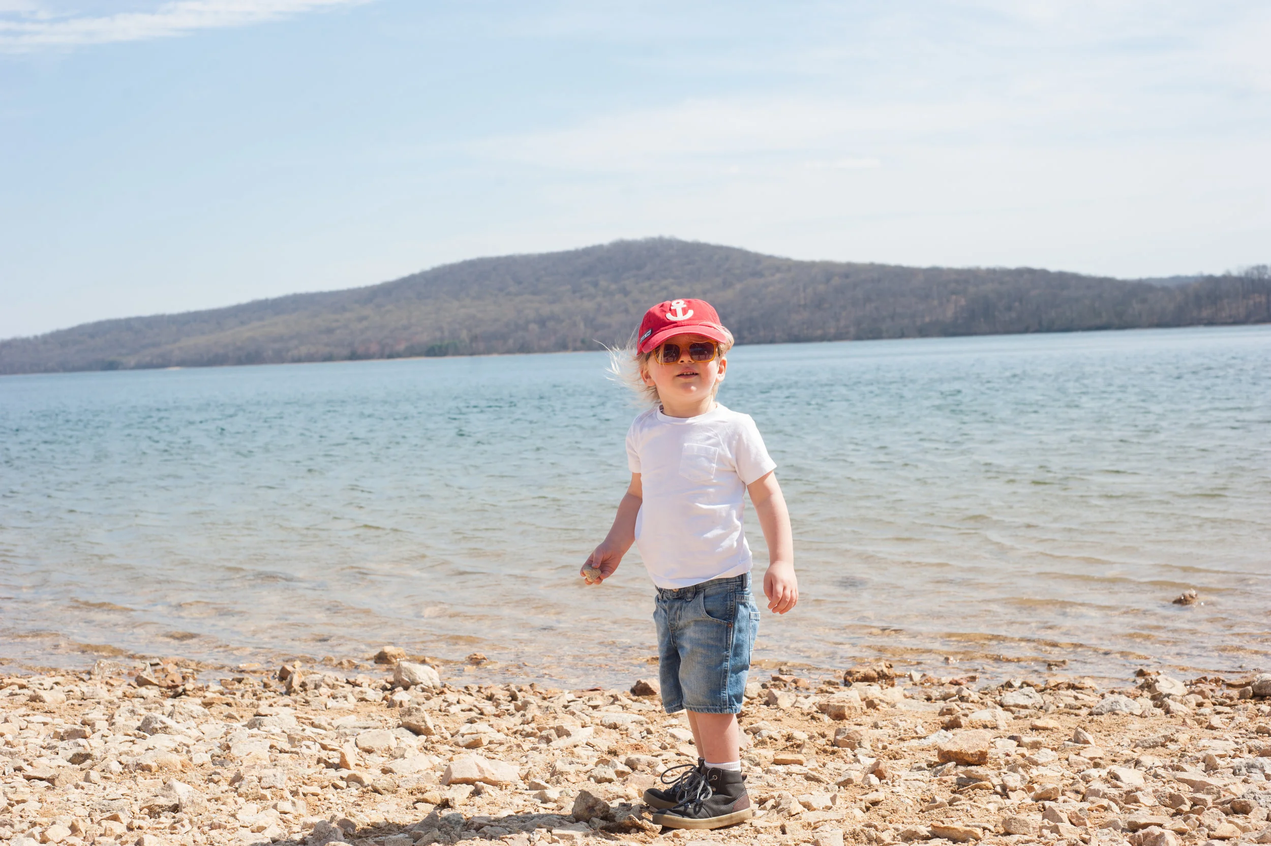 A Spring Hike around Round Valley Reservoir