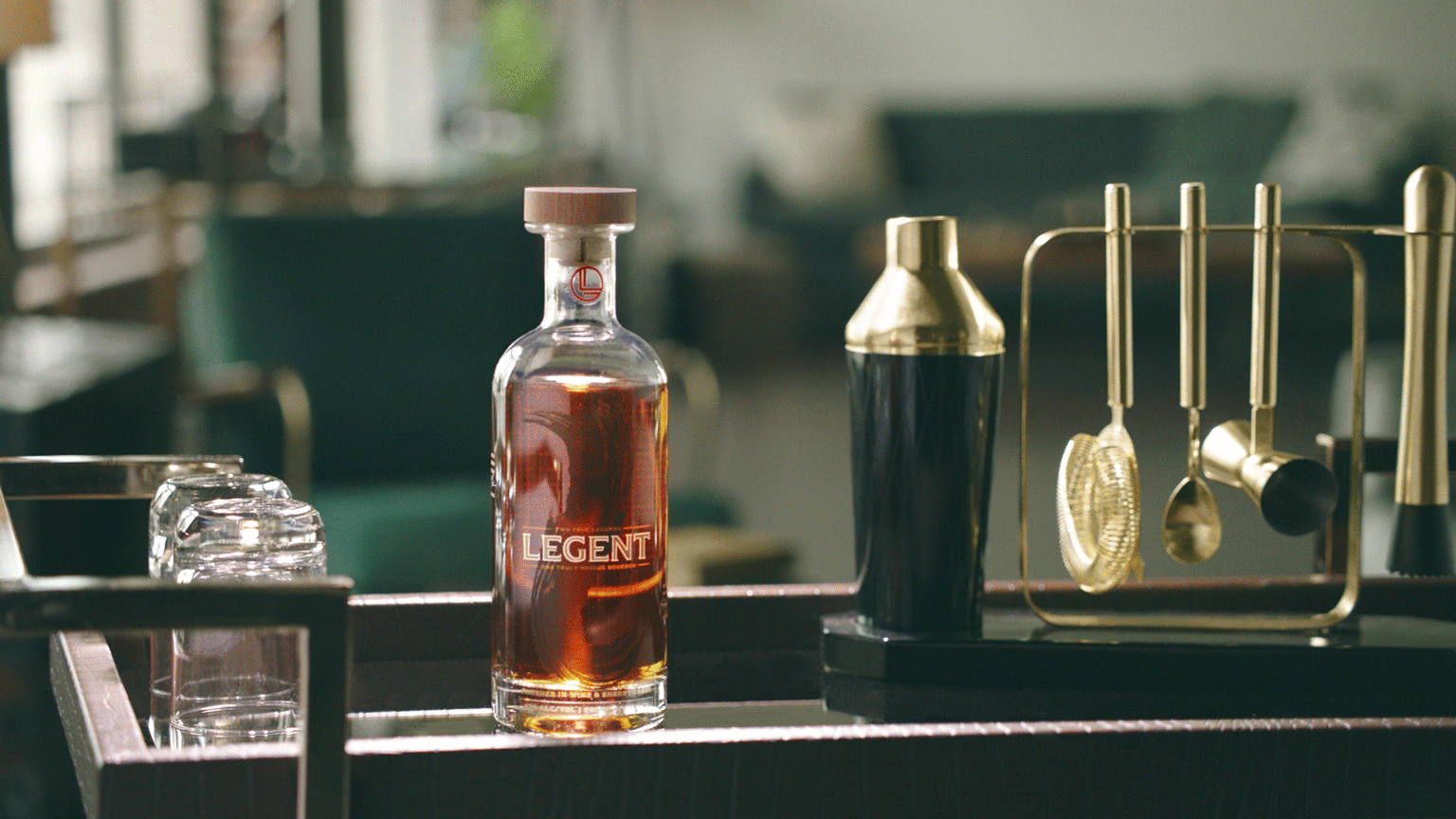  Photographer: Mathieu Young   