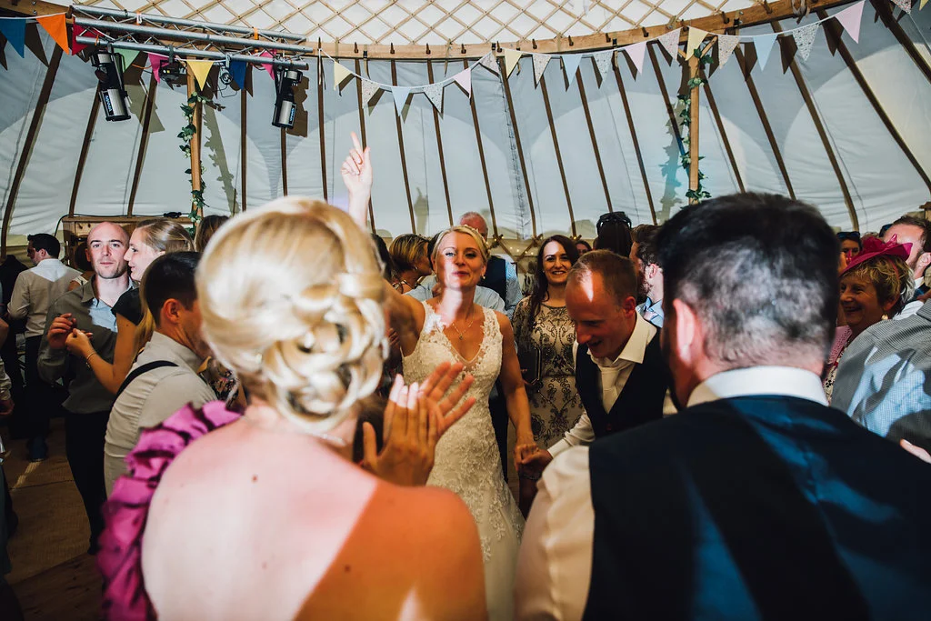 yurt-interior-fiesta-fields-7.jpg