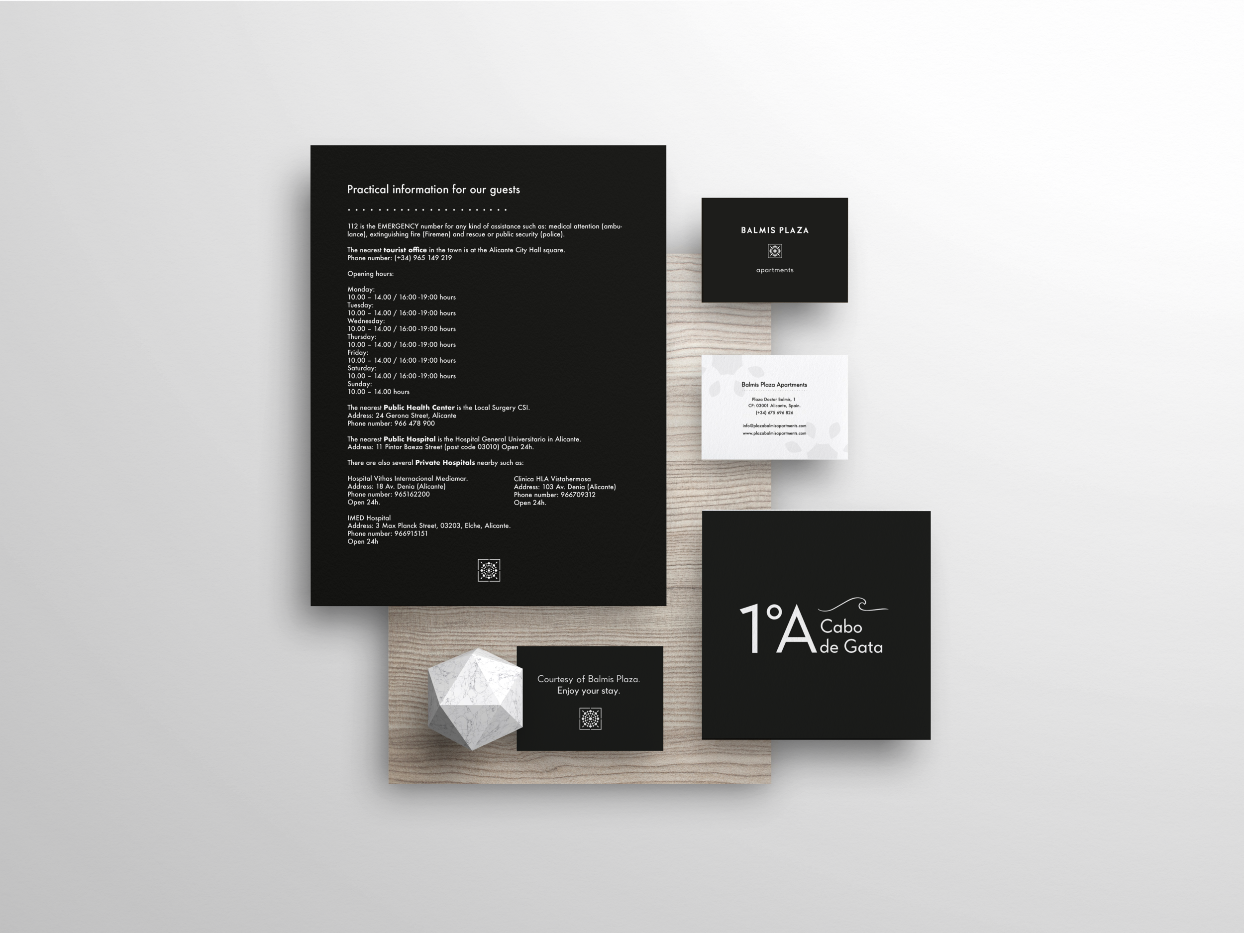 PSD Branding Mockup.png