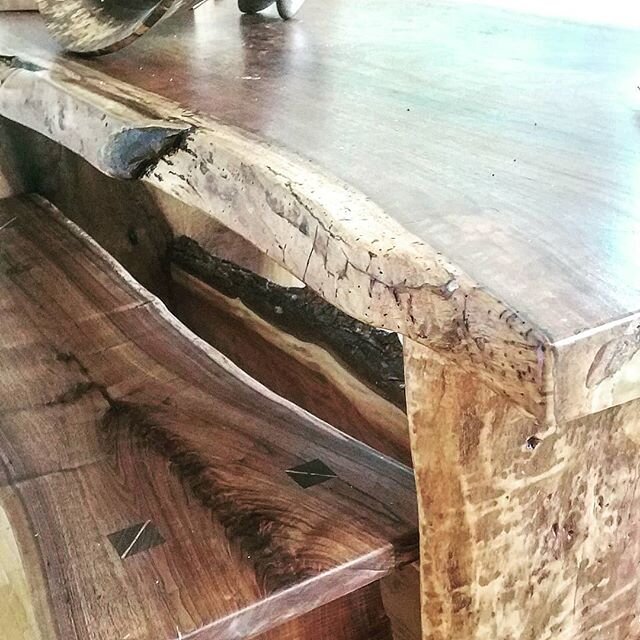 Having a mortiser would make this a lot easier LOL