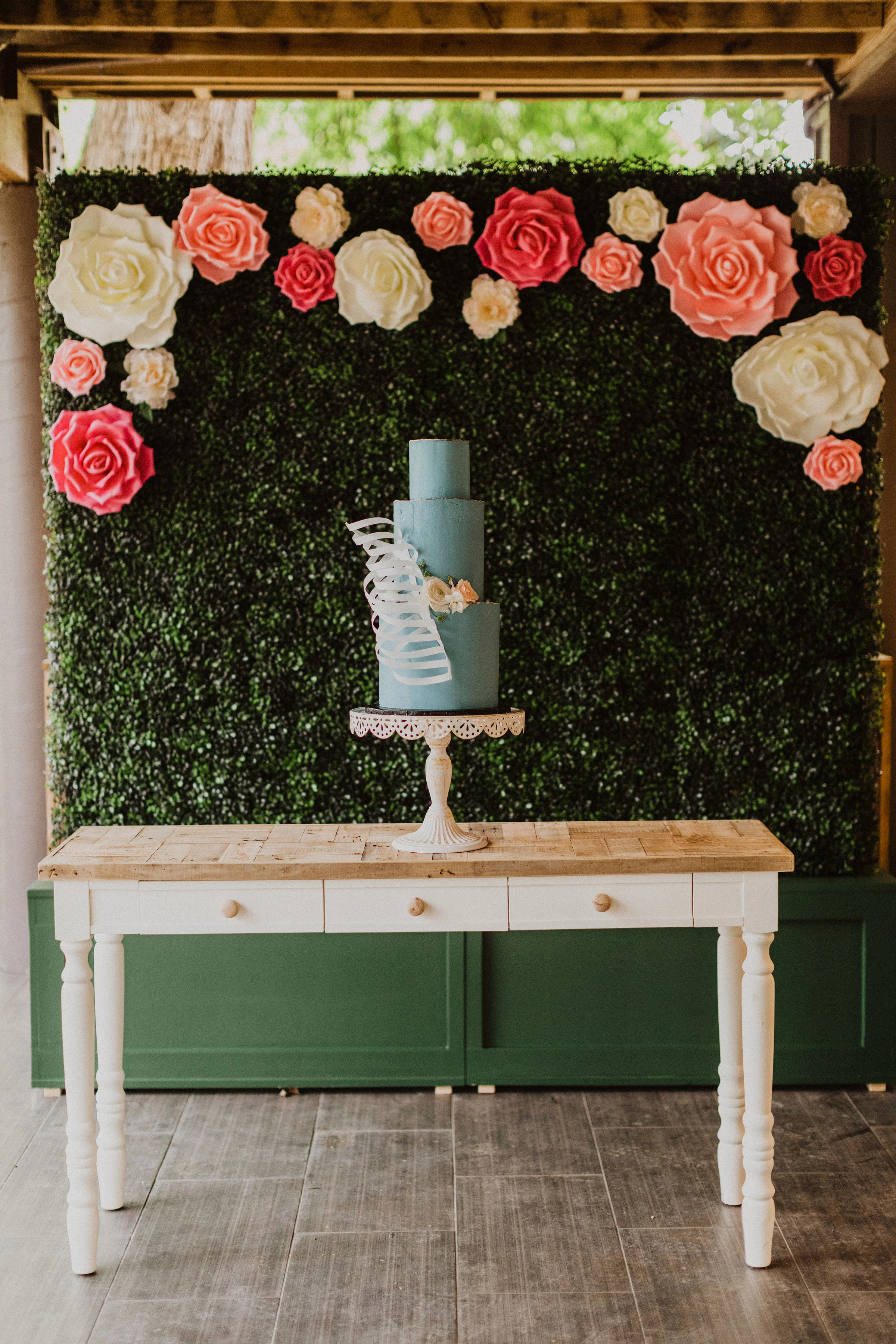 Comal_Haus_Shoot_Ashley_Medrano_Photography-60.jpg