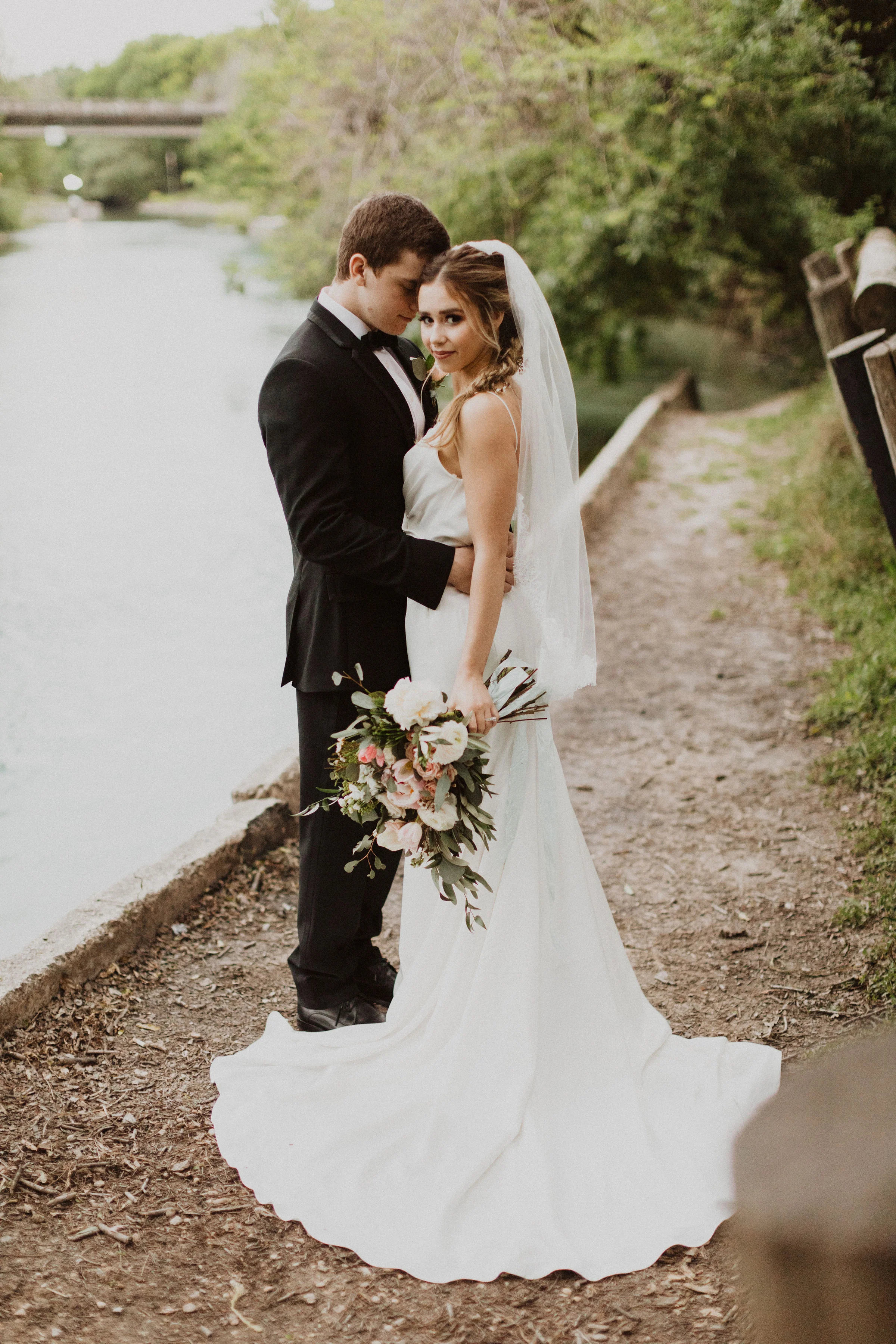 Comal_Haus_Shoot_Ashley_Medrano_Photography-302.jpg