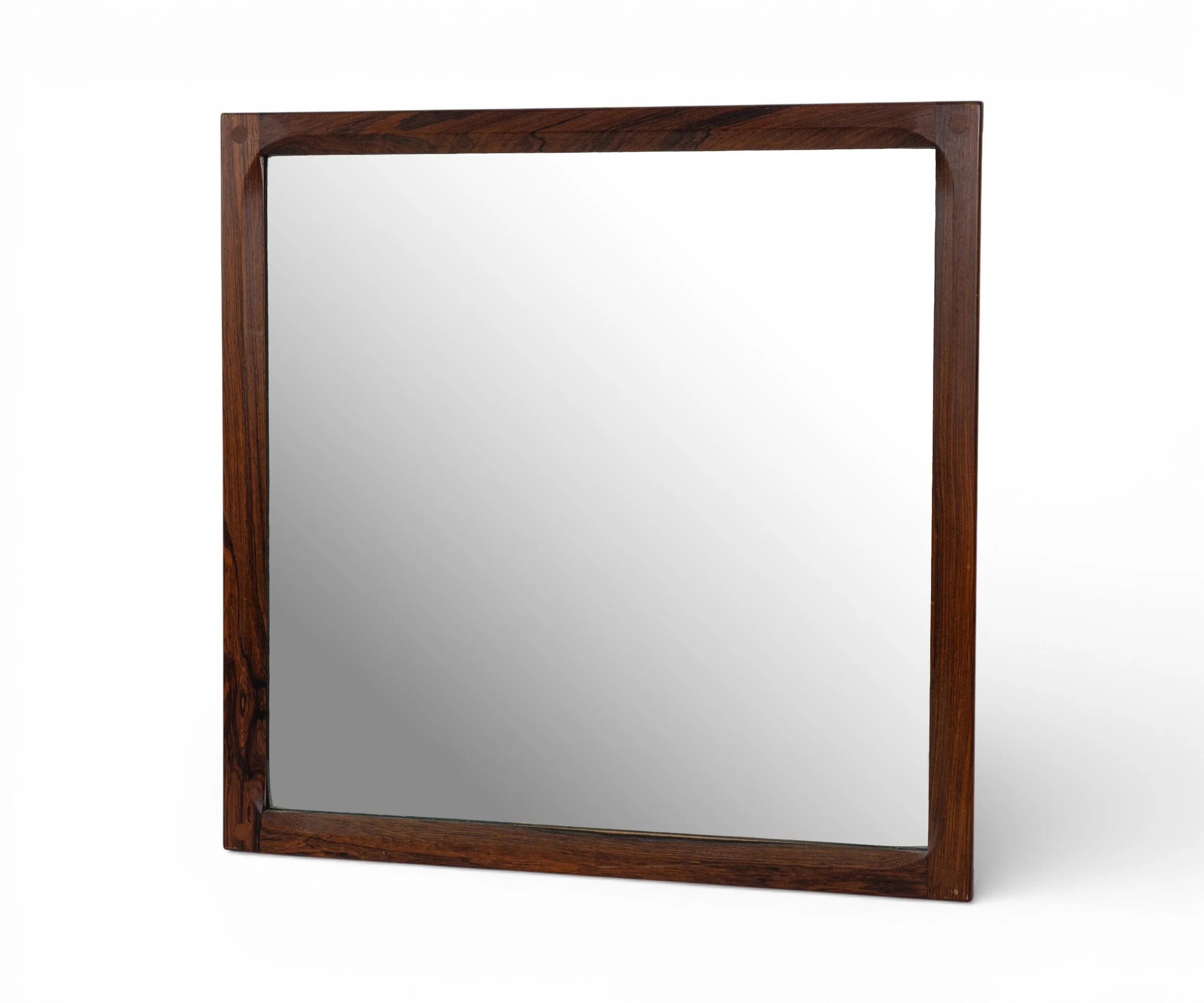 Aksel mirror_12 copy1.jpg