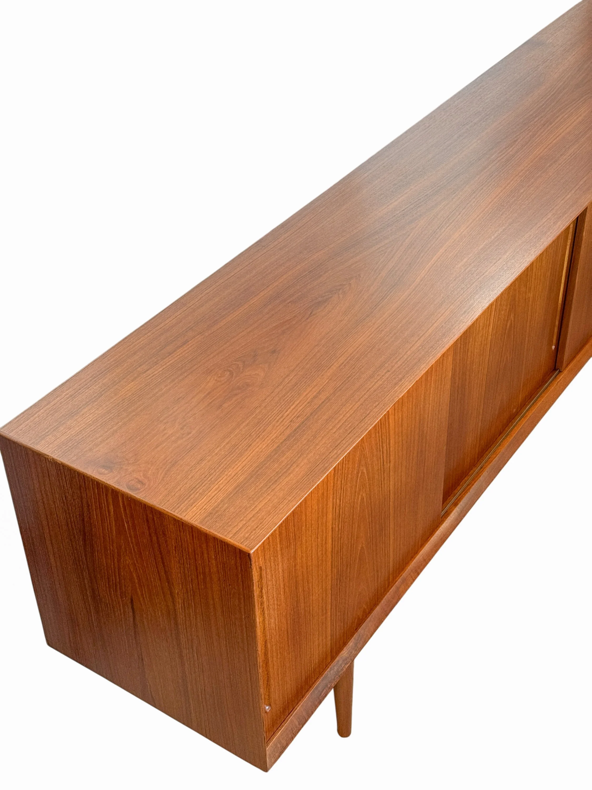 Teak danish long credenza_10.jpg