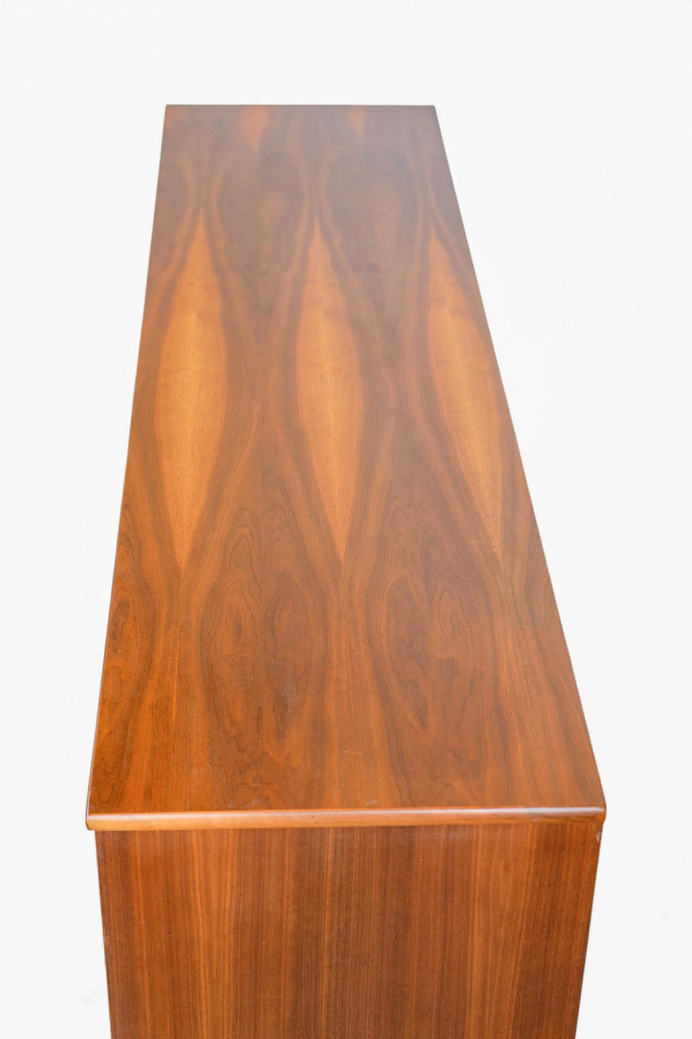 stanley dresser_5.jpg