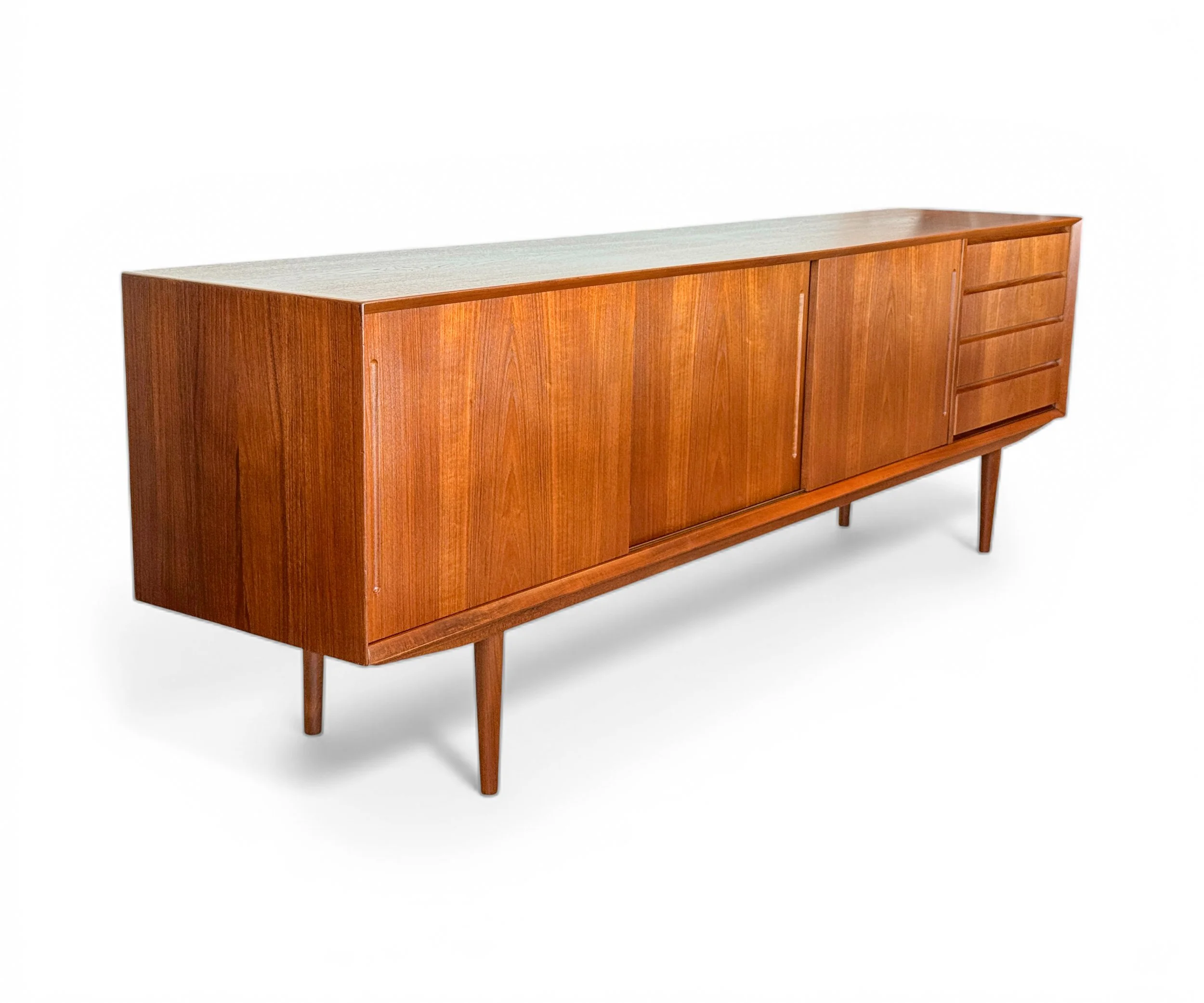 Teak danish long credenza_2.jpg