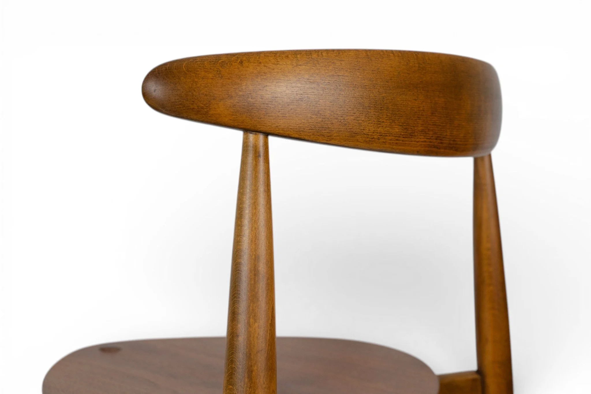 Hans Wegner Heart Chair_9.jpg